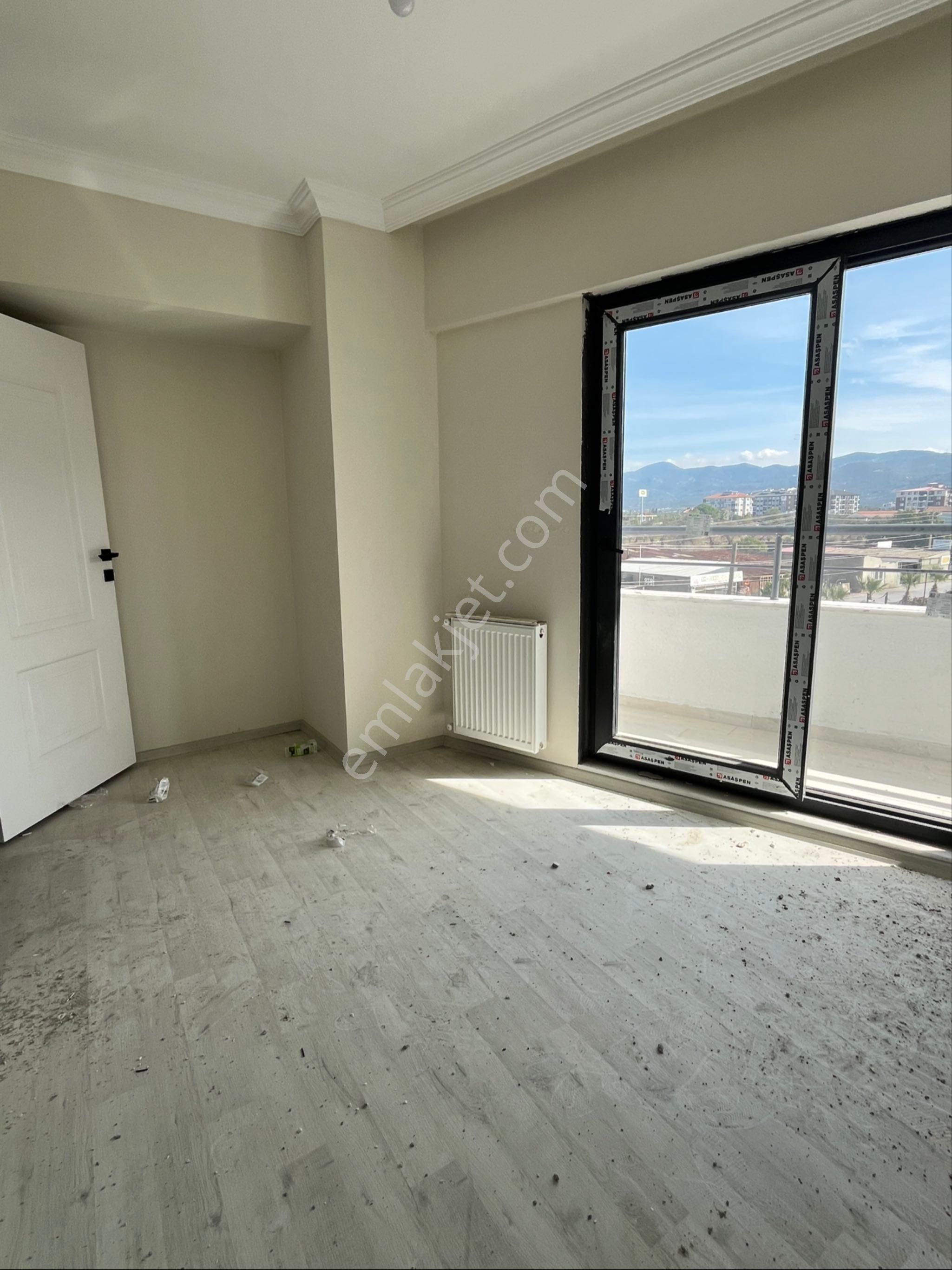 Görgülü Emlaktan Burhaniye Merkezde Satılık 2+1 Açık Mutfak Daire - Görsel 4