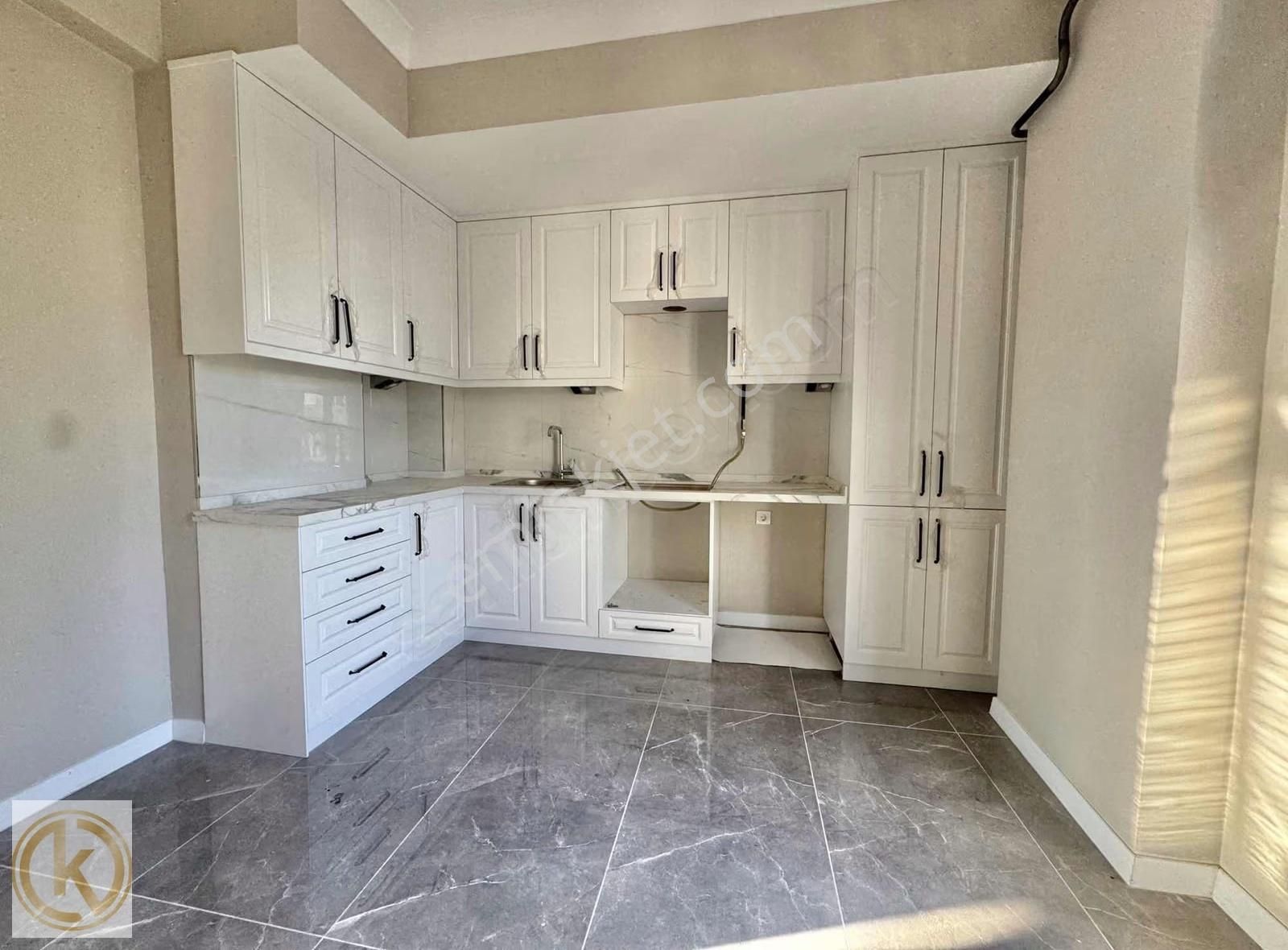 Kaymak Emlaktan Erenler'de Bahçeli 2+1 95 M2 Satılık Daire - Görsel 12