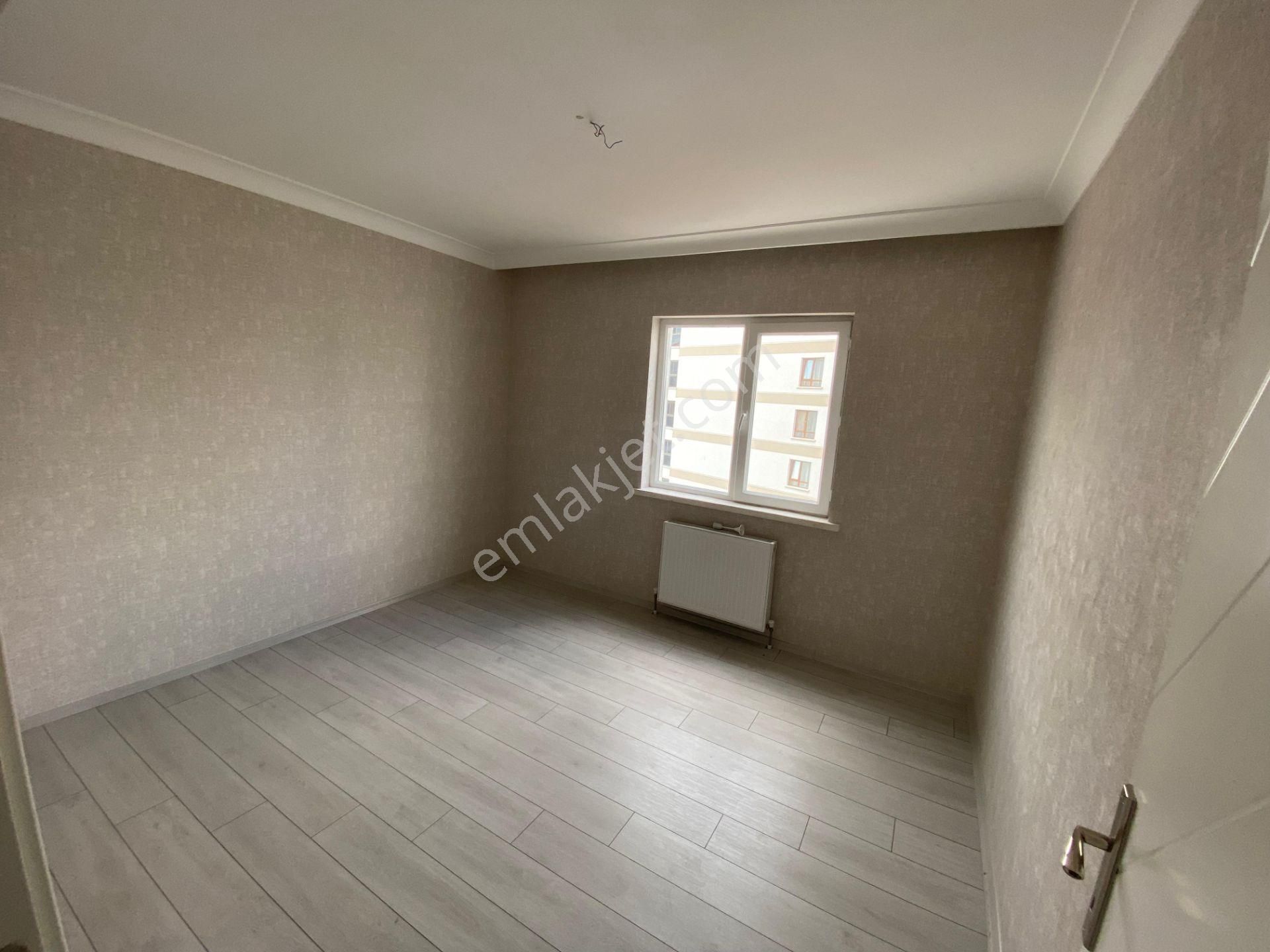 Emrah Erdoğan İnşaat Emlak'tan Satılık 5.kat 4+1 Lüx Daire - Görsel 8