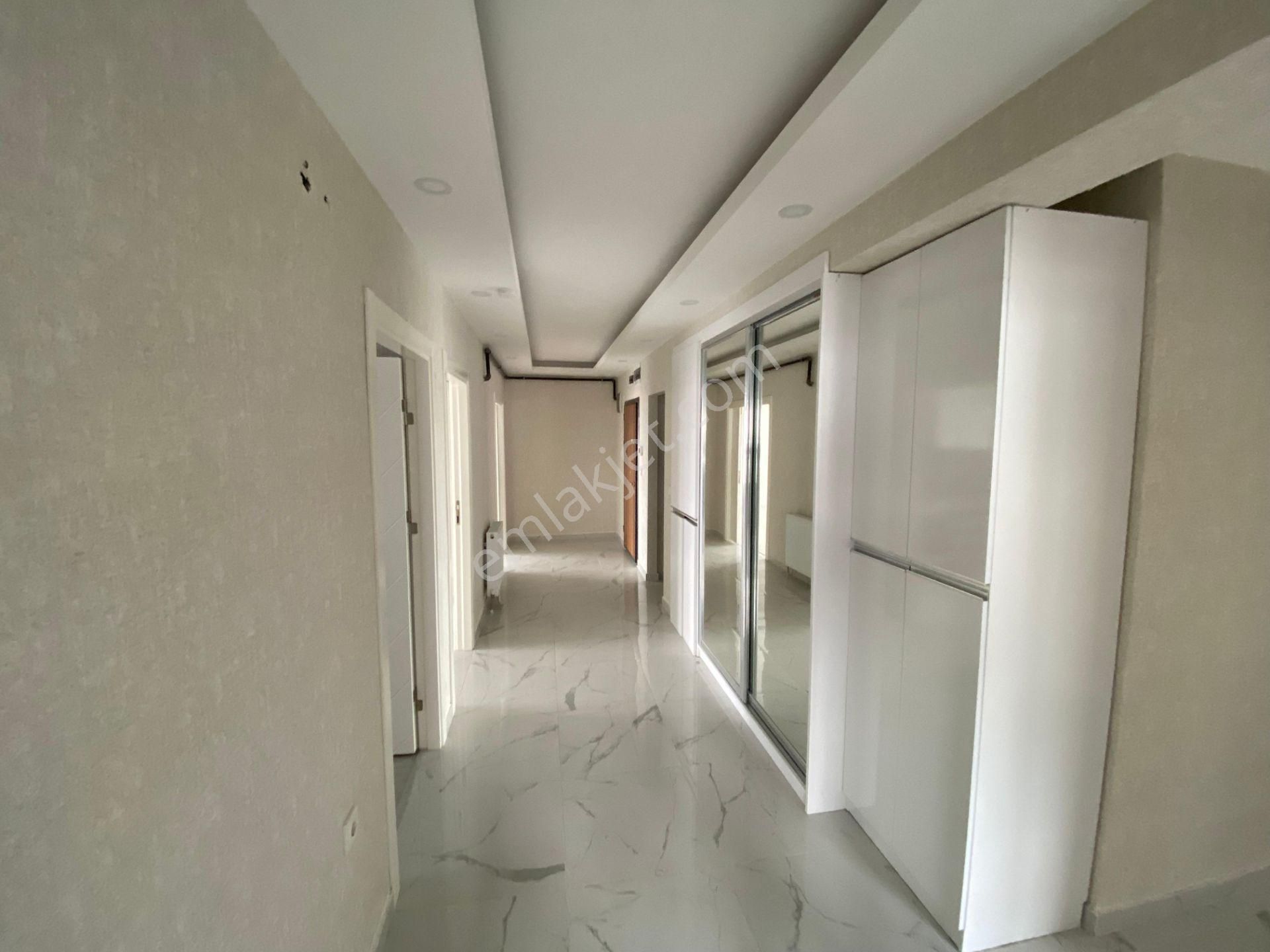 Emrah Erdoğan İnşaat Emlak'tan Satılık 5.kat 4+1 Lüx Daire - Görsel 13