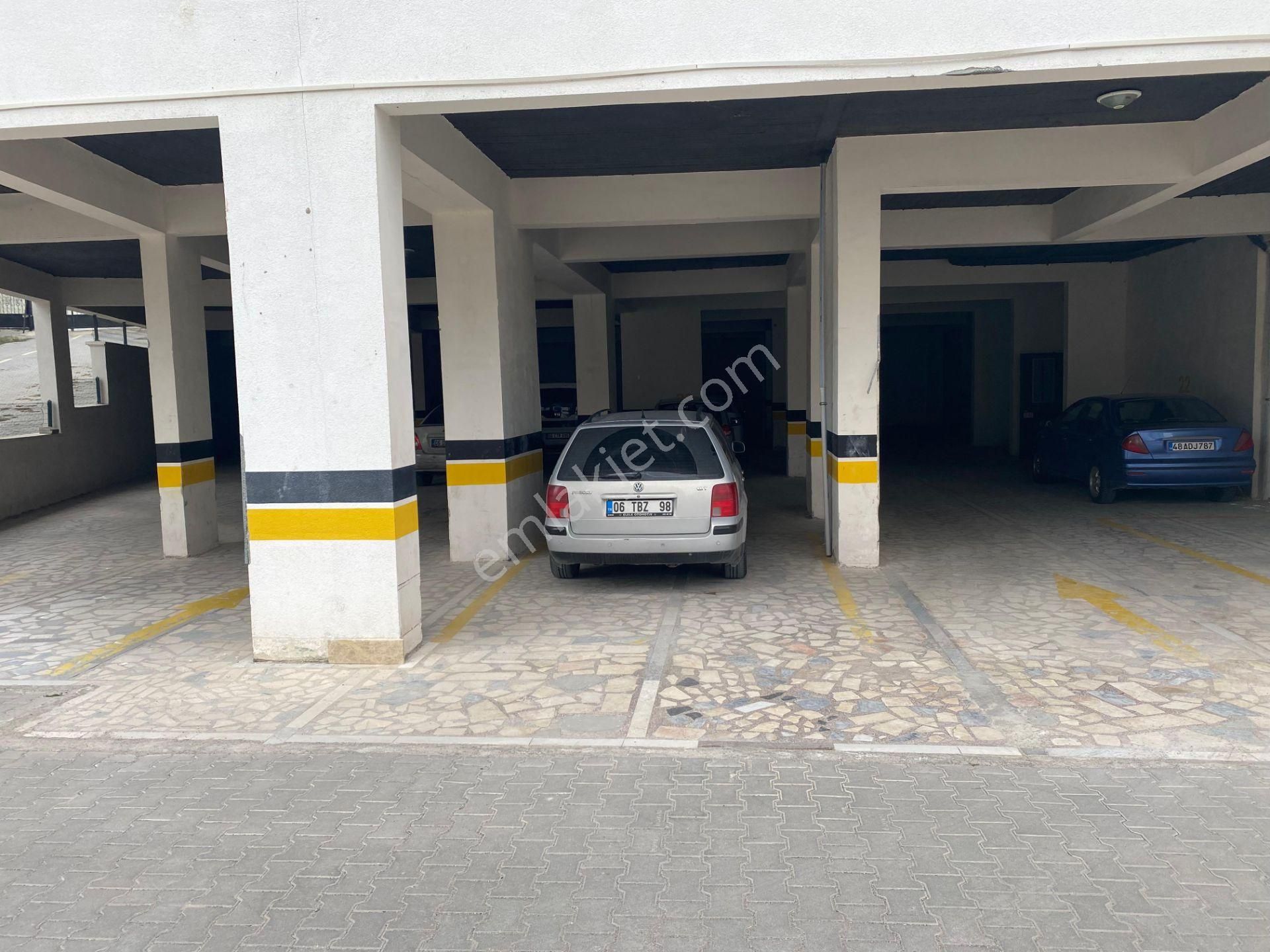 Emrah Erdoğan İnşaat Emlak'tan Satılık 5.kat 4+1 Lüx Daire - Görsel 23