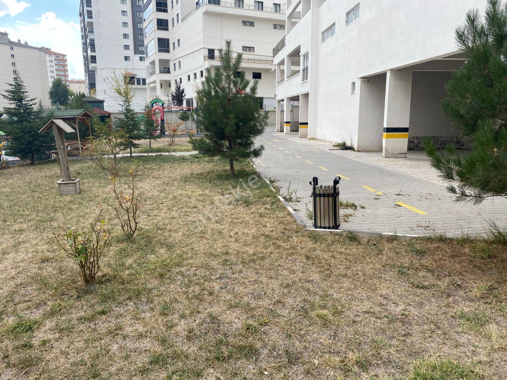 Emrah Erdoğan İnşaat Emlak'tan Satılık 5.kat 4+1 Lüx Daire - Görsel 26