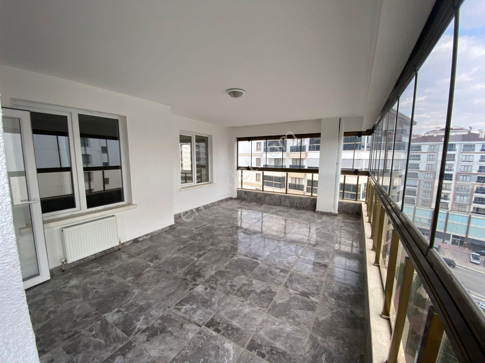 Emrah Erdoğan İnşaat Emlak'tan Satılık 5.kat 4+1 Lüx Daire - Görsel 17