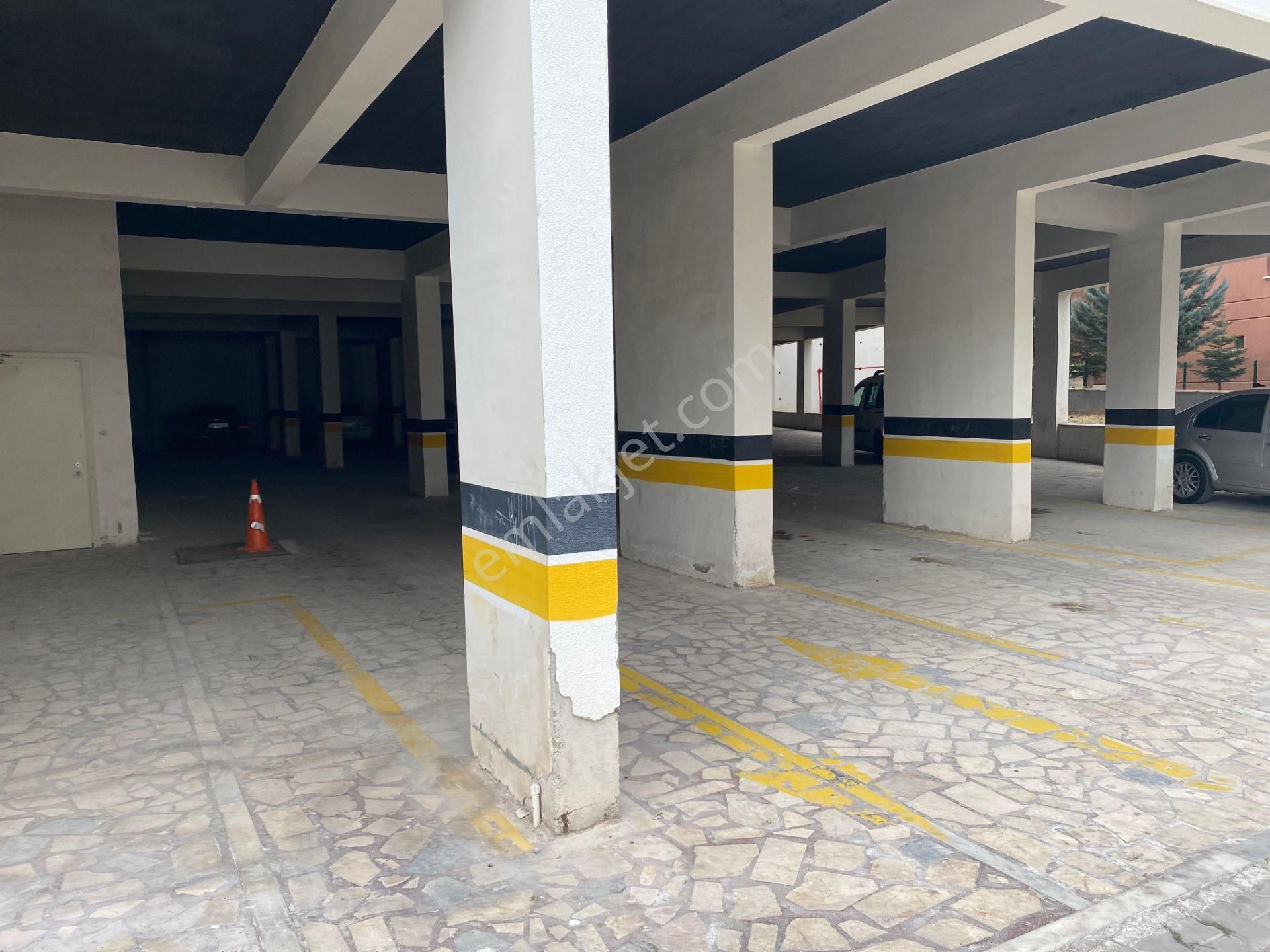 Emrah Erdoğan İnşaat Emlak'tan Satılık 5.kat 4+1 Lüx Daire - Görsel 24