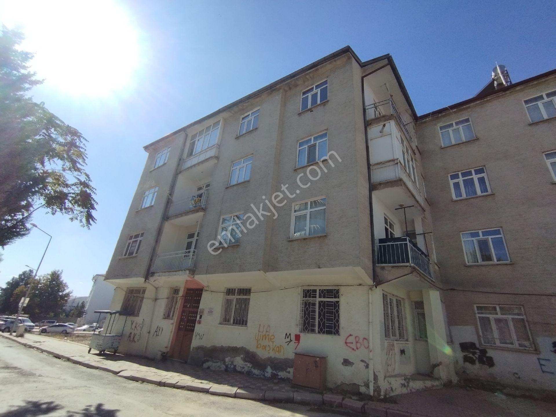 Alihan G.m.den Sarayatik Mah.de 3+1 Kiralık Temiz Daire - Görsel 17