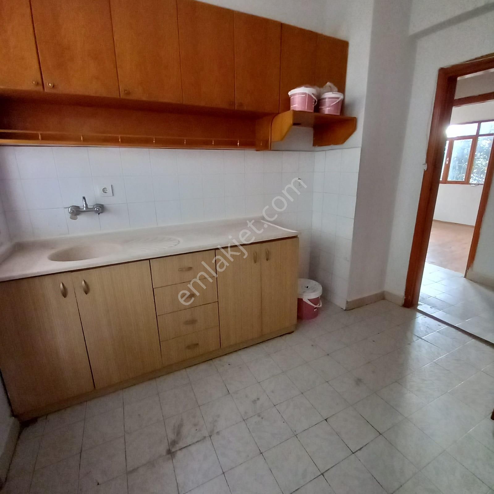 Doğugarajında Kiralık 3+1 1.kat Daire - Görsel 18