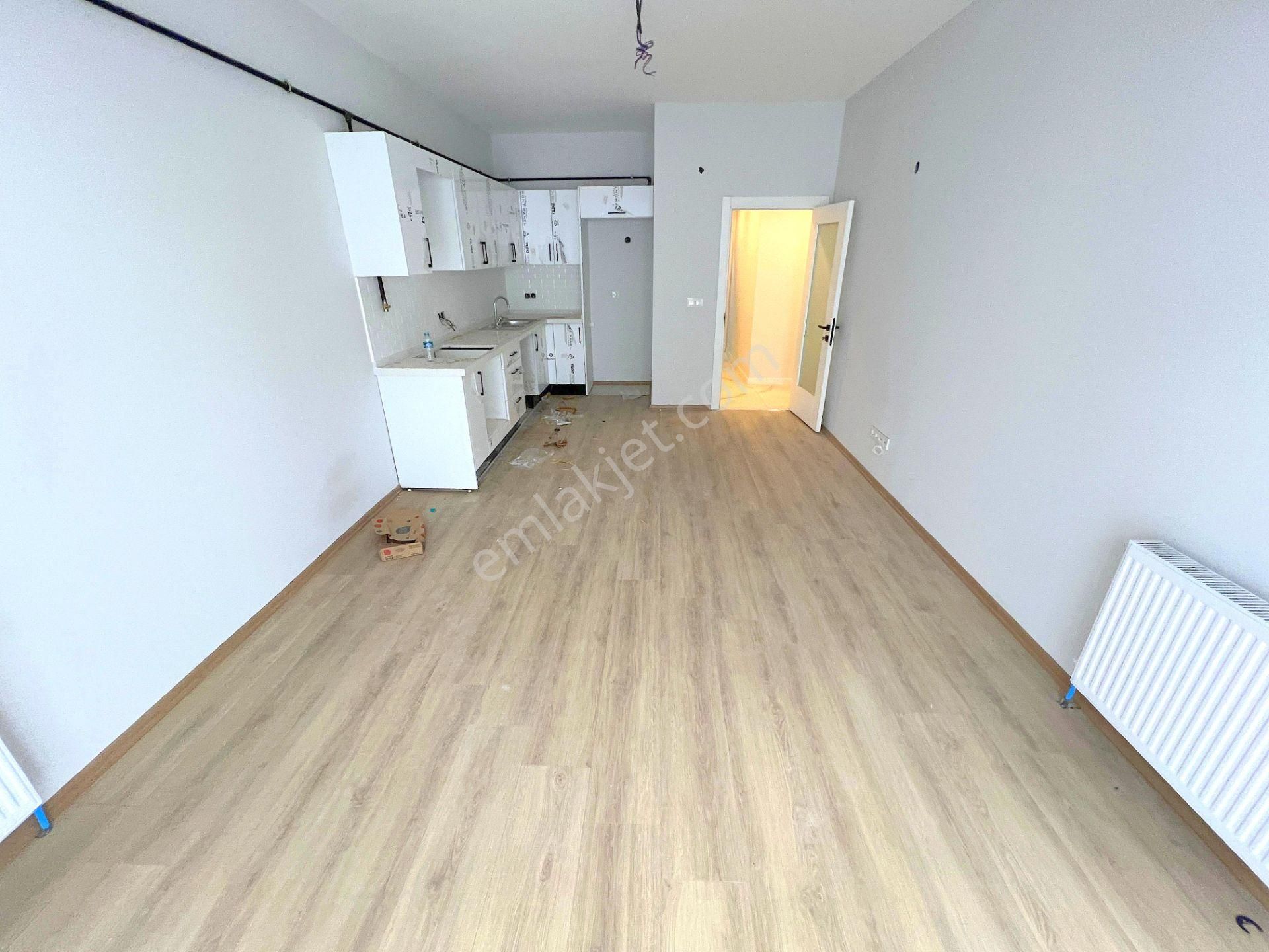 ▃birikim▃ Altıntepe'de Ulaşıma Çok Yakın Ara Katta Balkonlu 2+1! - Görsel 6