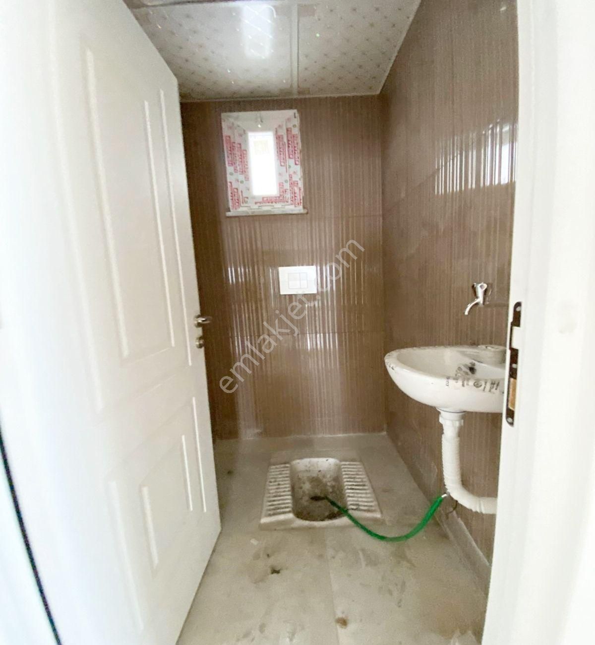 Avcılar D.köşklerde 3+1 1 Yaşında Satılık Ara Kat Fırsat Daire - Görsel 8