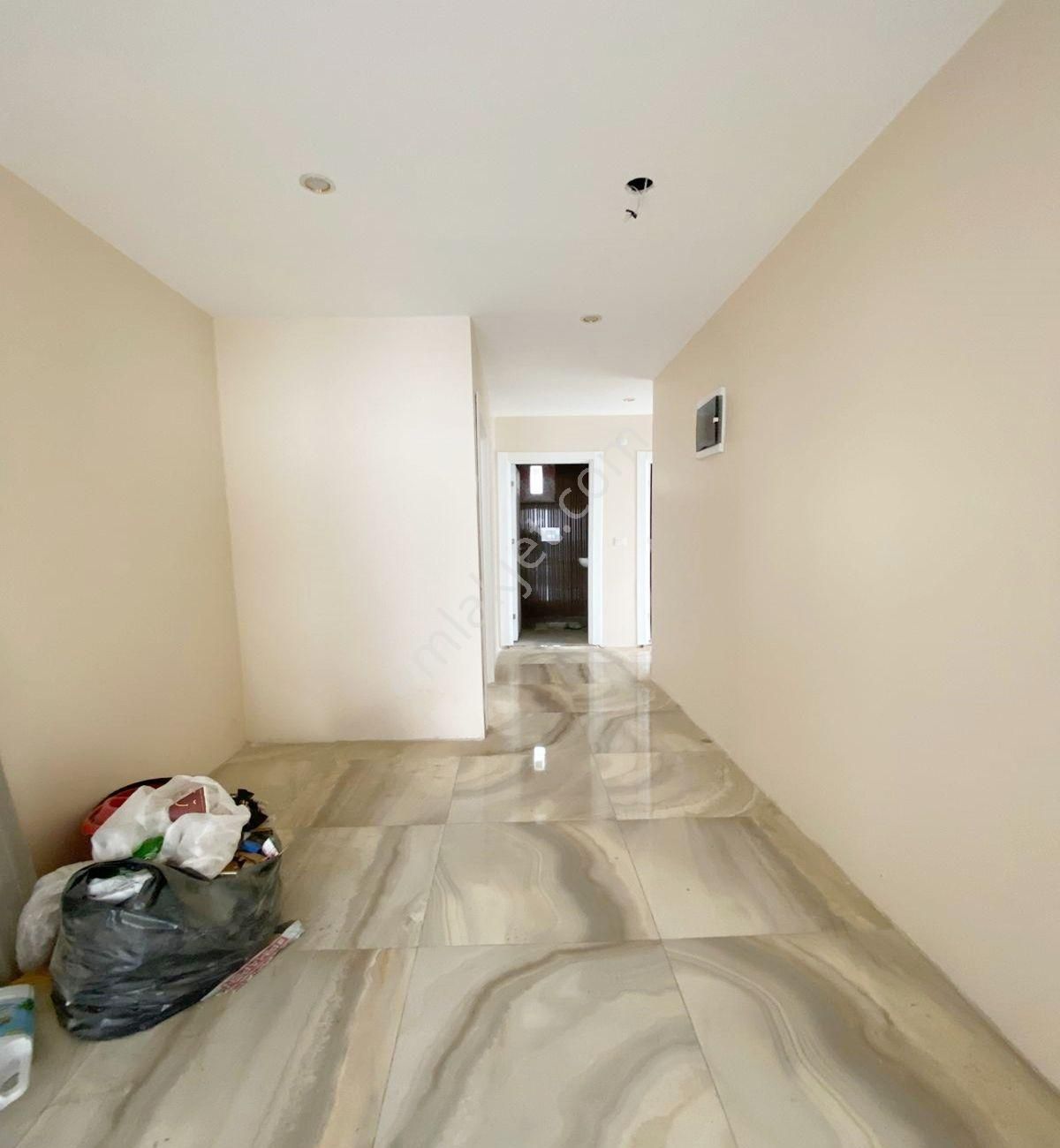 Avcılar D.köşklerde 3+1 1 Yaşında Satılık Ara Kat Fırsat Daire - Görsel 10