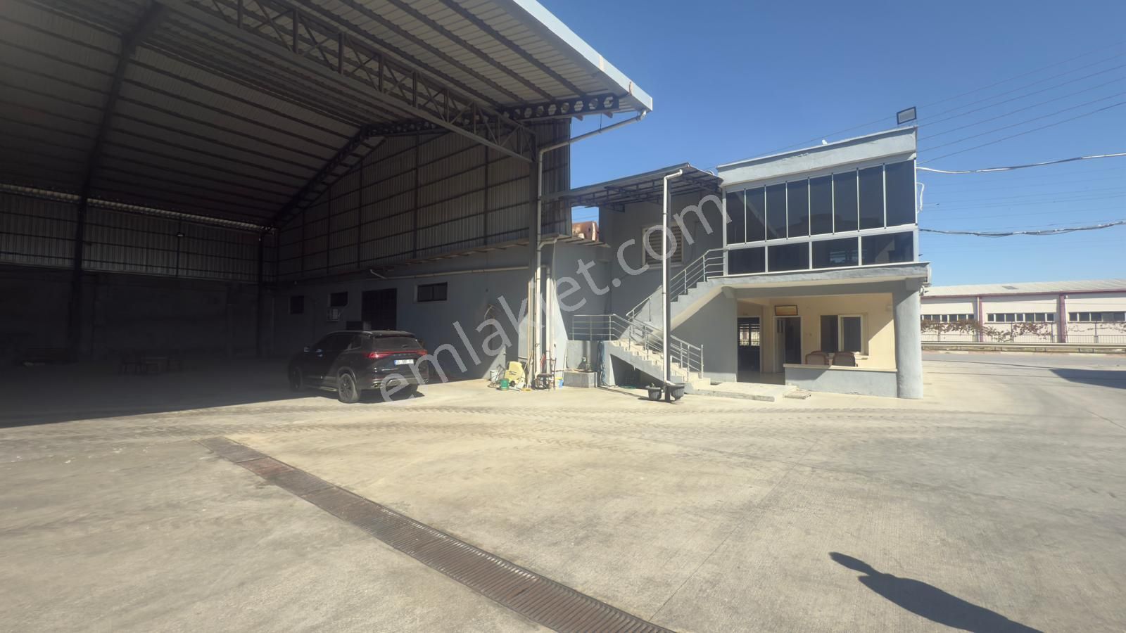 Zorlu Gayrimenkul'den Tarsus'ta 2000m2 Kiralık Aylık Depo - Görsel 18
