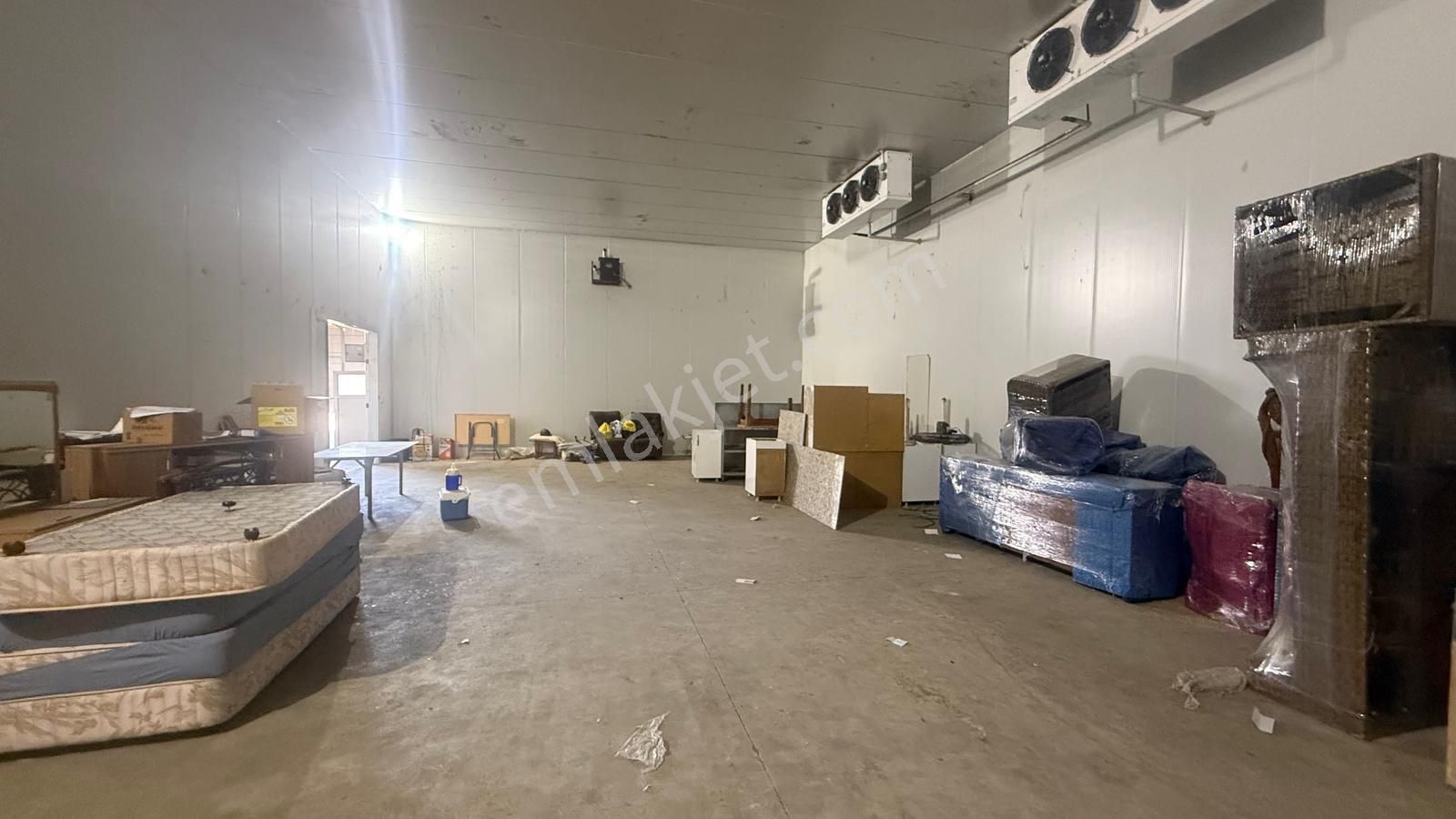 Zorlu Gayrimenkul'den Tarsus'ta 2000m2 Kiralık Aylık Depo - Görsel 21