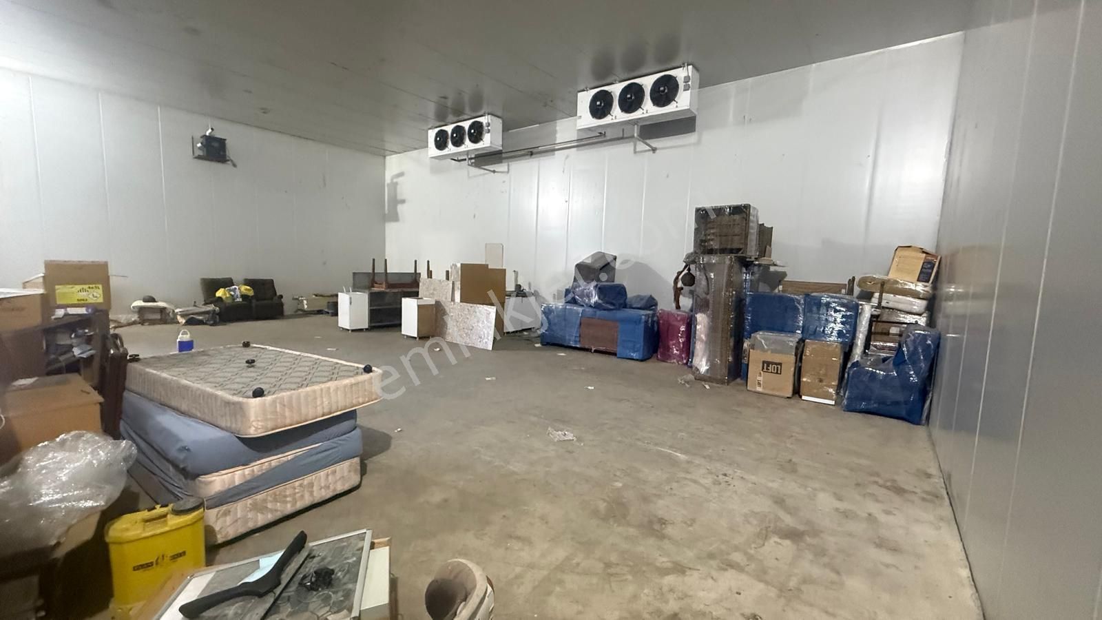 Zorlu Gayrimenkul'den Tarsus'ta 2000m2 Kiralık Aylık Depo - Görsel 9