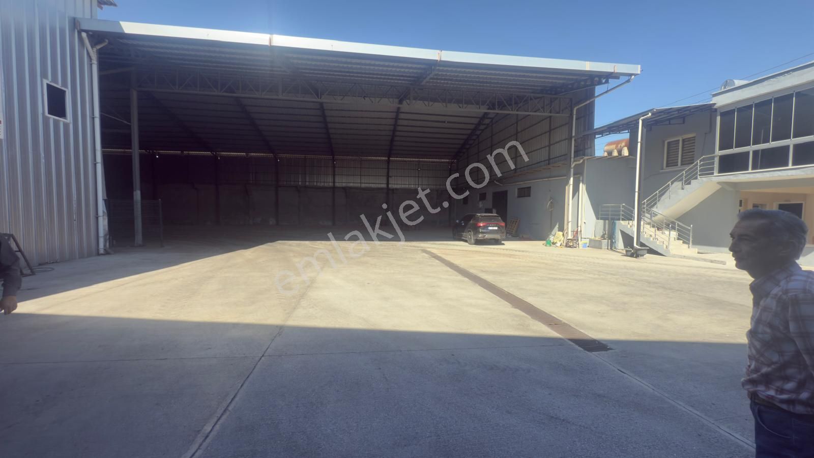 Zorlu Gayrimenkul'den Tarsus'ta 2000m2 Kiralık Aylık Depo - Görsel 23