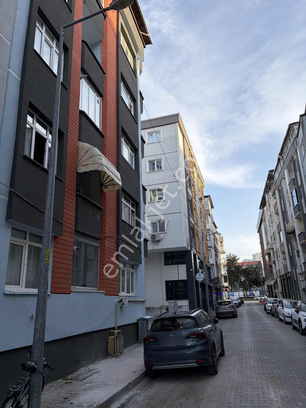 Dubleks Daire 2+1 Denizevleri Sahil Tarafında - Görsel 19