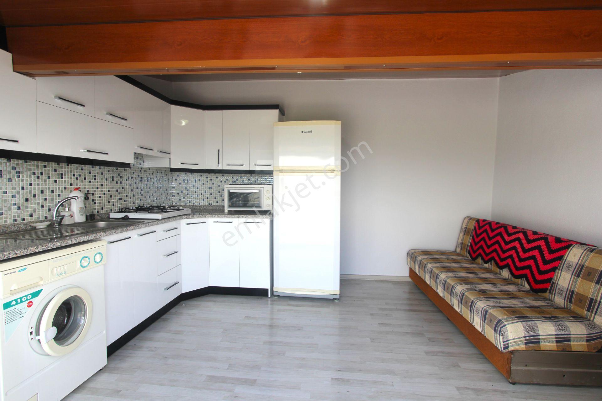 Gümüldür Gümüşsu Yakamoz Sitesinde Tadilatlı Tripleks Satılık Villa - Görsel 34
