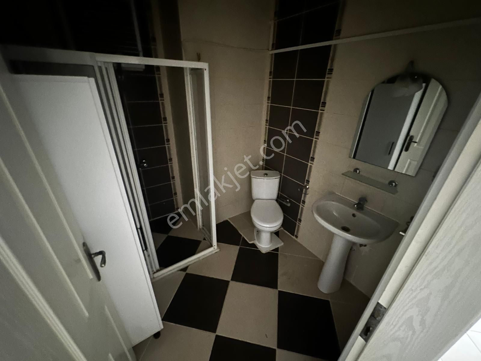 Dalaman Merkez Mahallesinde 3+1 135 M2 Ara Kat Satılık Daire - Görsel 12