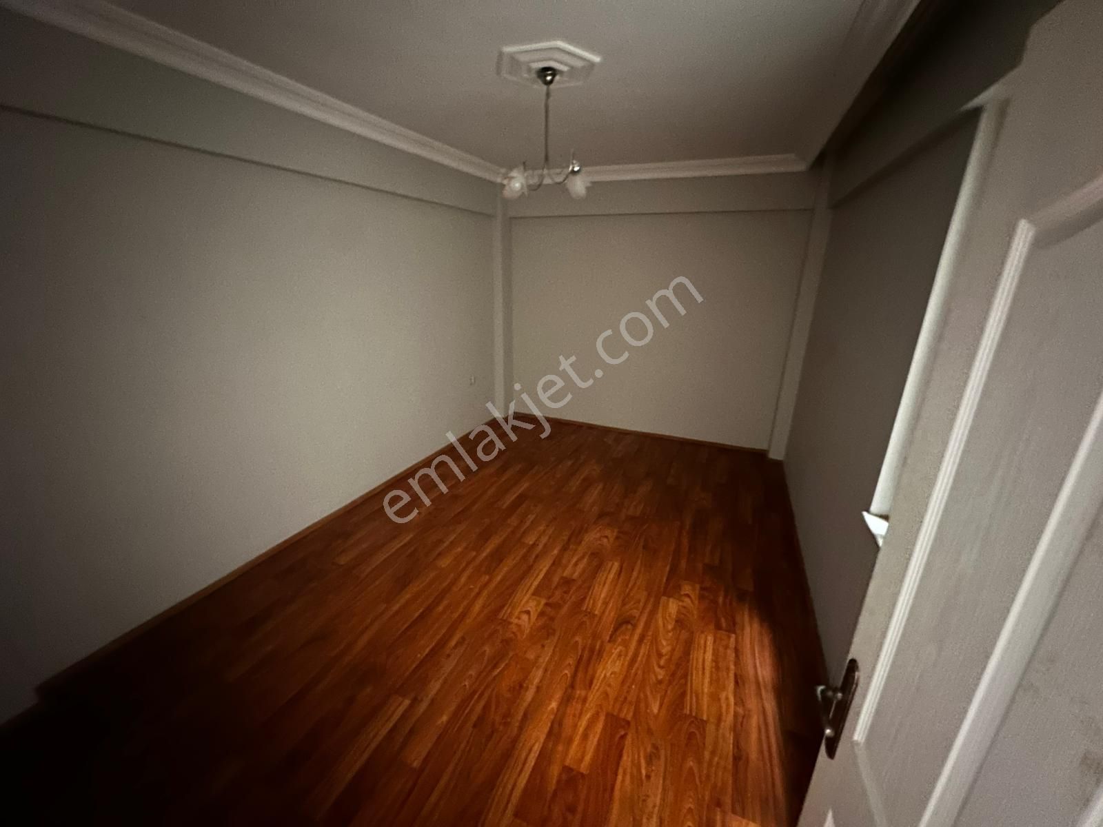 Dalaman Merkez Mahallesinde 3+1 135 M2 Ara Kat Satılık Daire - Görsel 9