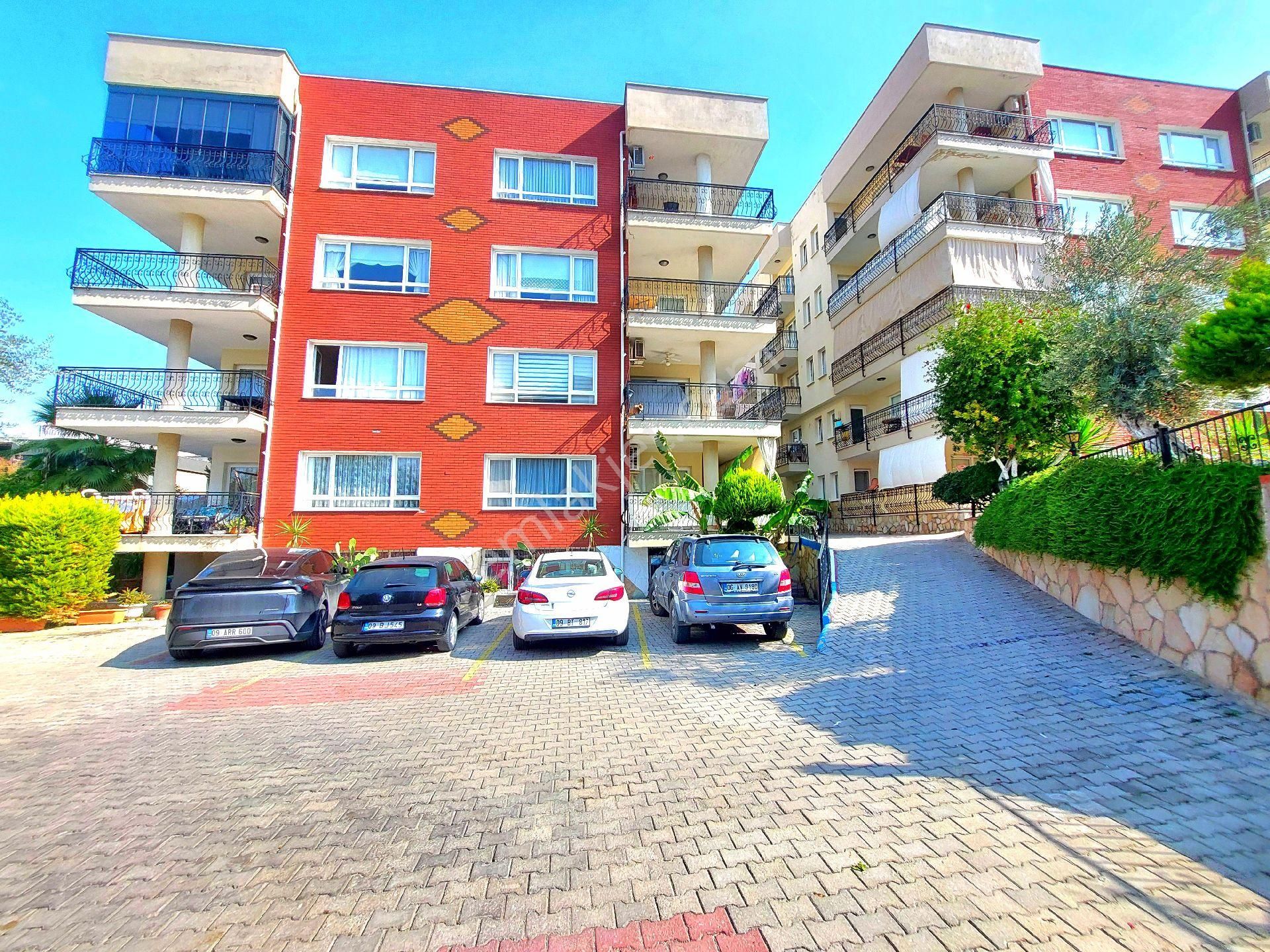 Kuşadası Ege Mahallesinde Havuzlu Sitede Masrafsız 3+1 Daire - Görsel 4