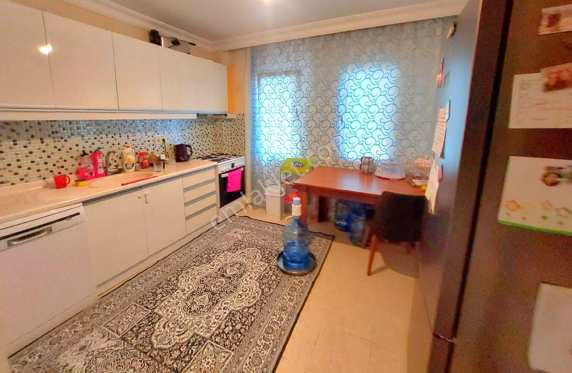 Kuşadası Ege Mahallesinde Havuzlu Sitede Masrafsız 3+1 Daire - Görsel 9