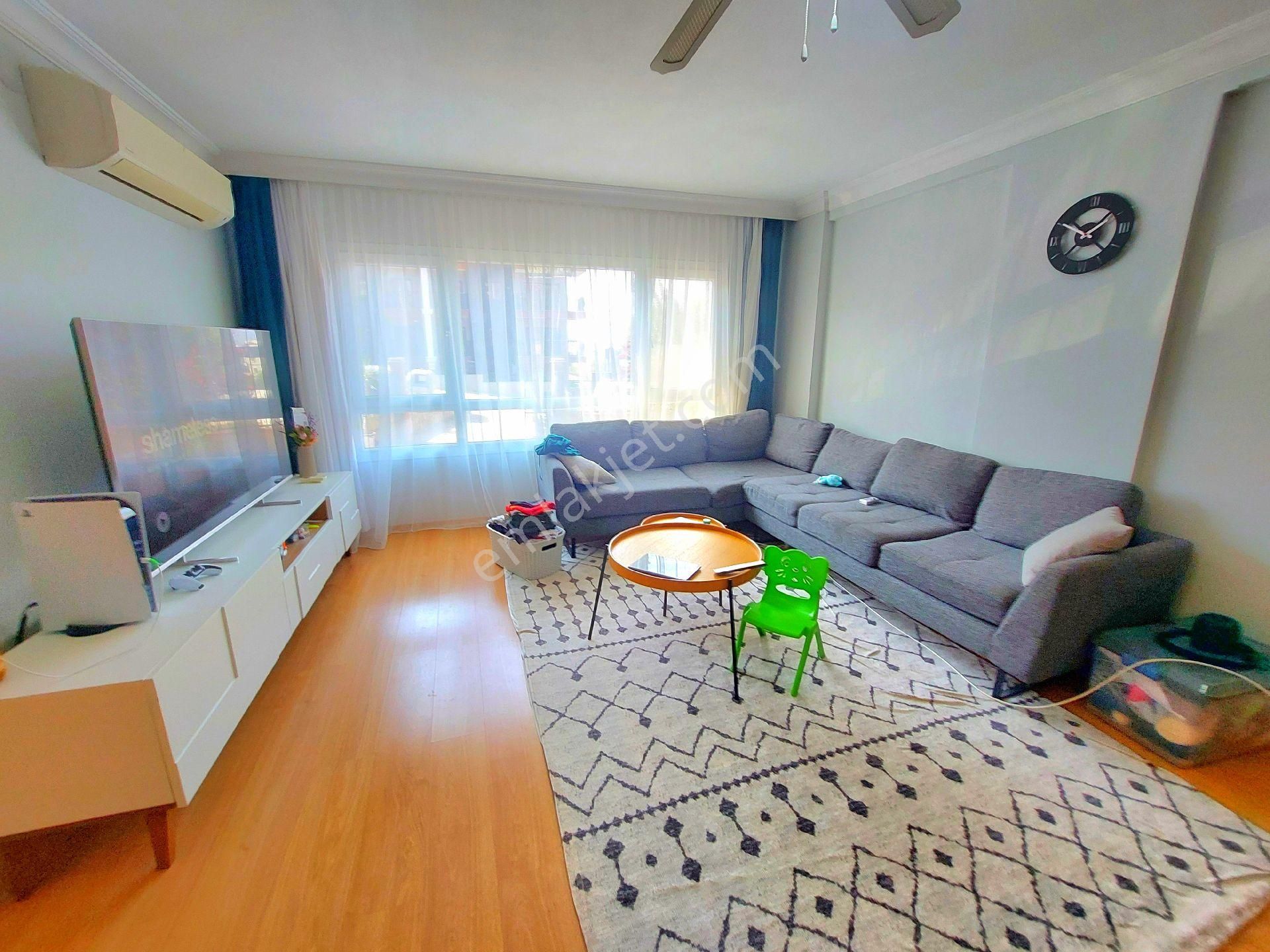 Kuşadası Ege Mahallesinde Havuzlu Sitede Masrafsız 3+1 Daire - Görsel 18