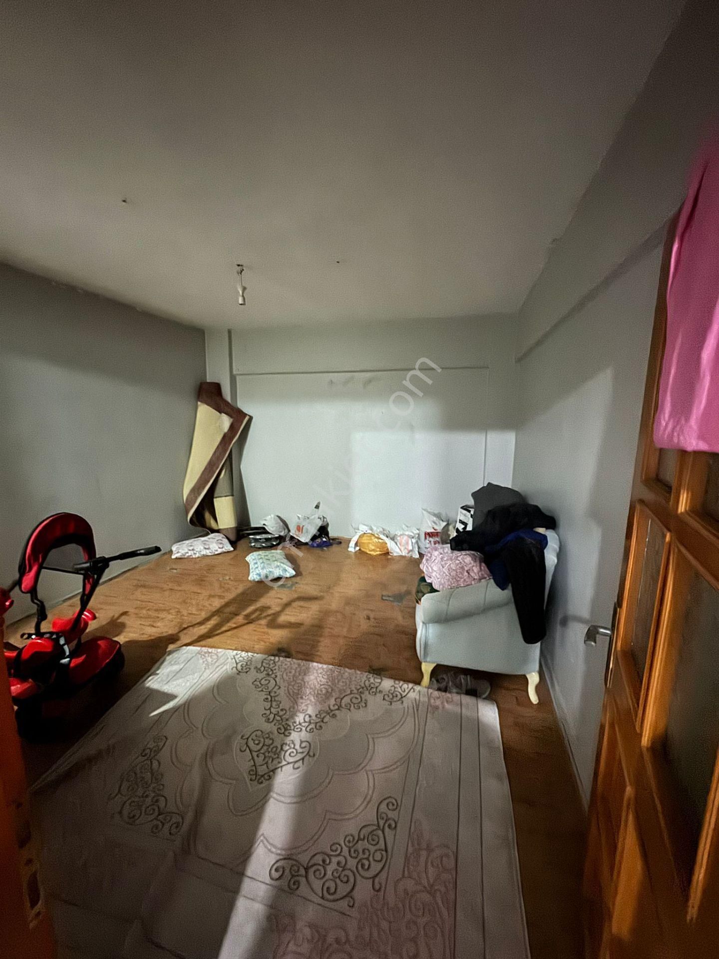 Şirinevler Mahallesin'de Satılık 4,5 Katlı Bina - Görsel 4