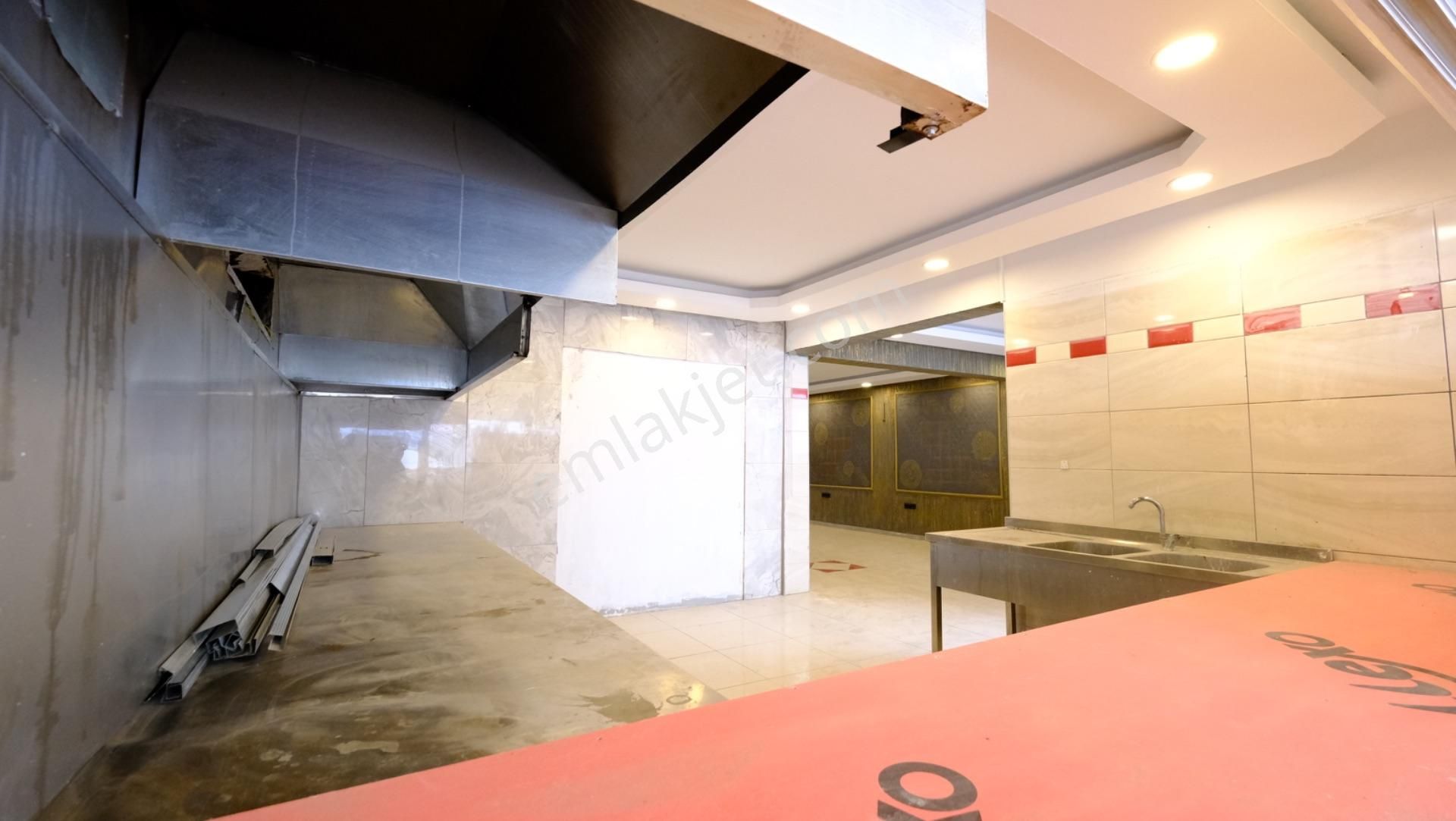 Bağlıca Bulvarı'nın Merkezinde 5 Katlı Satılık İşyeri - Görsel 7