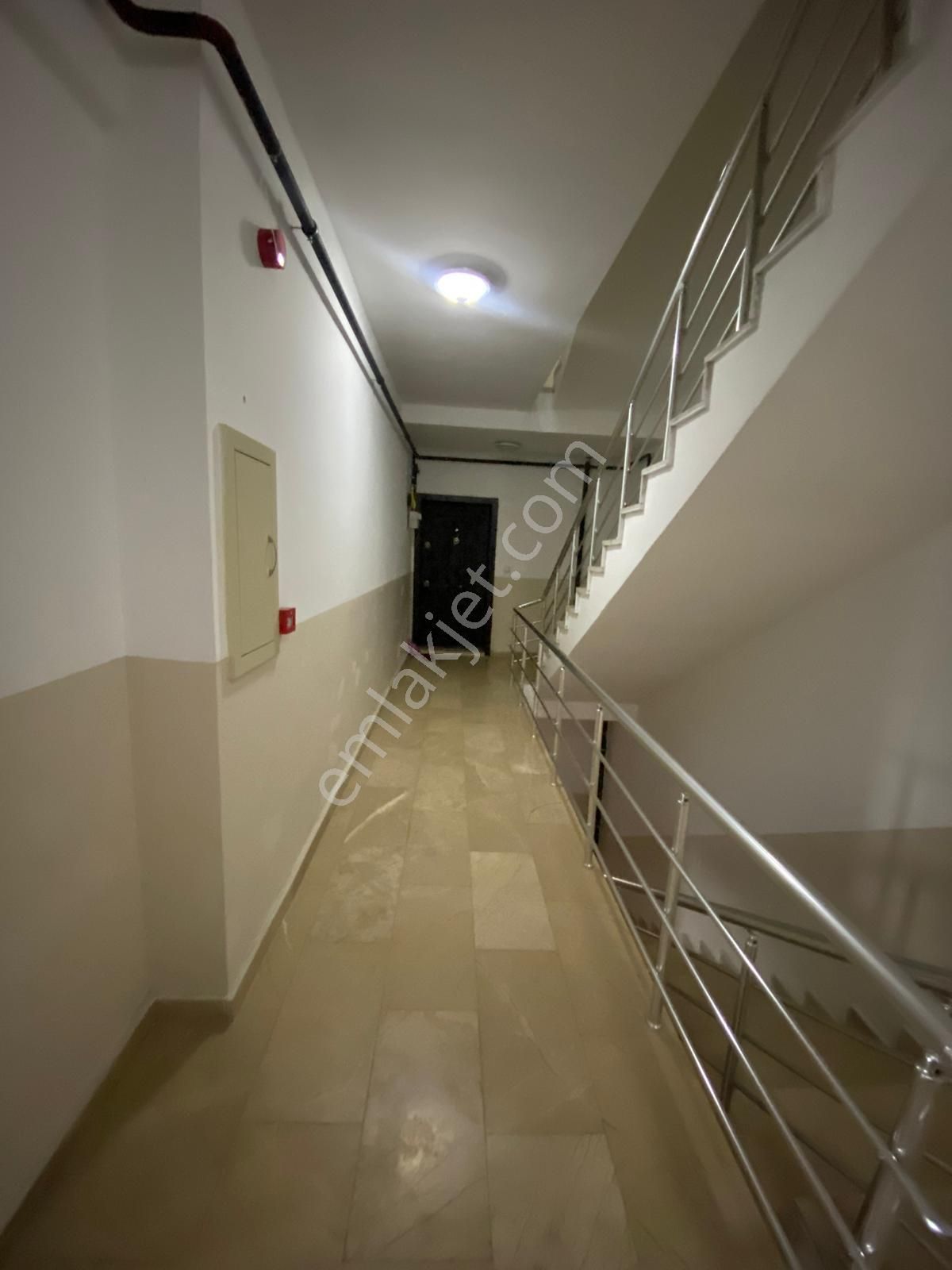 Trabzon Bostancı'da Kiralık 2+1 Daire - Görsel 30