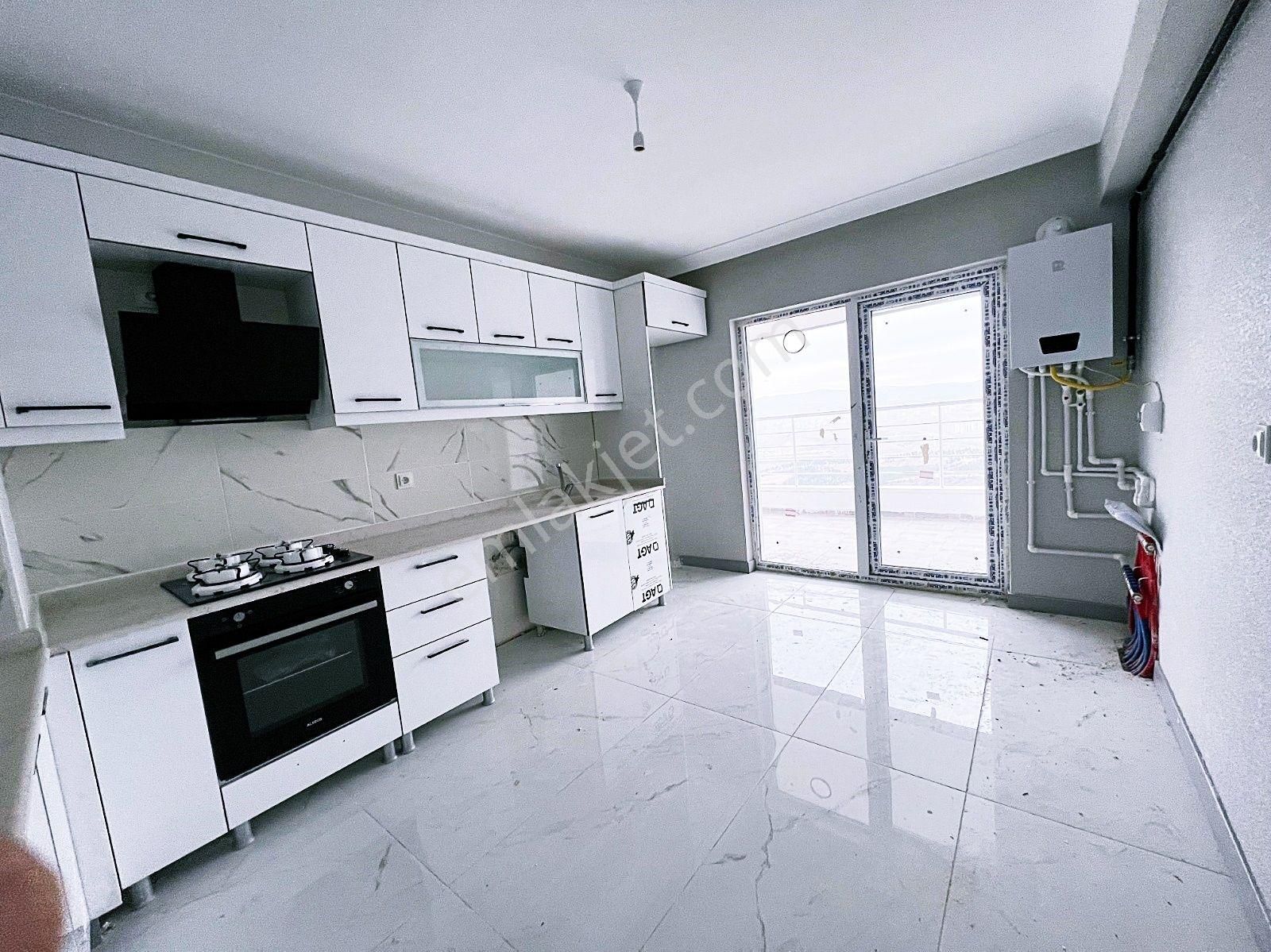 Cihandan Çiğdemtepede Selim Cad Yakını 4+1 Satlık Manzara, Daire - Görsel 5