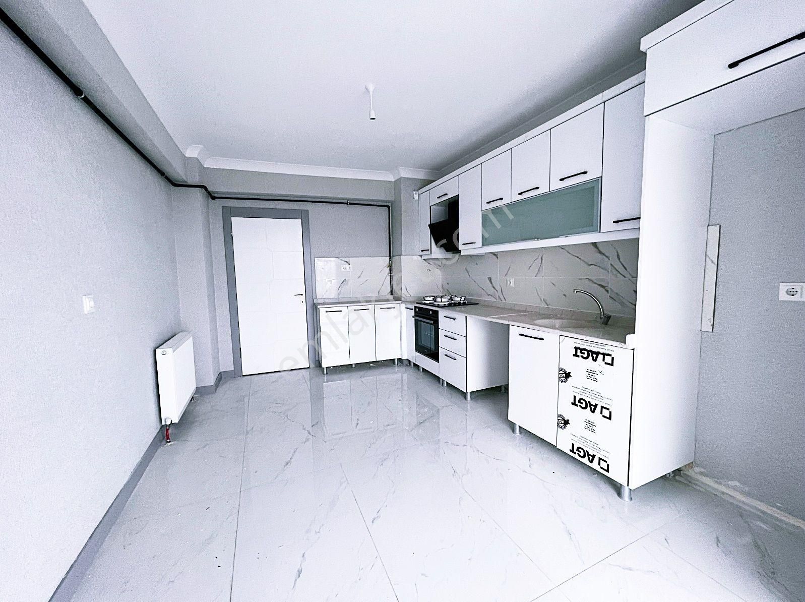 Cihandan Çiğdemtepede Selim Cad Yakını 4+1 Satlık Manzara, Daire - Görsel 3