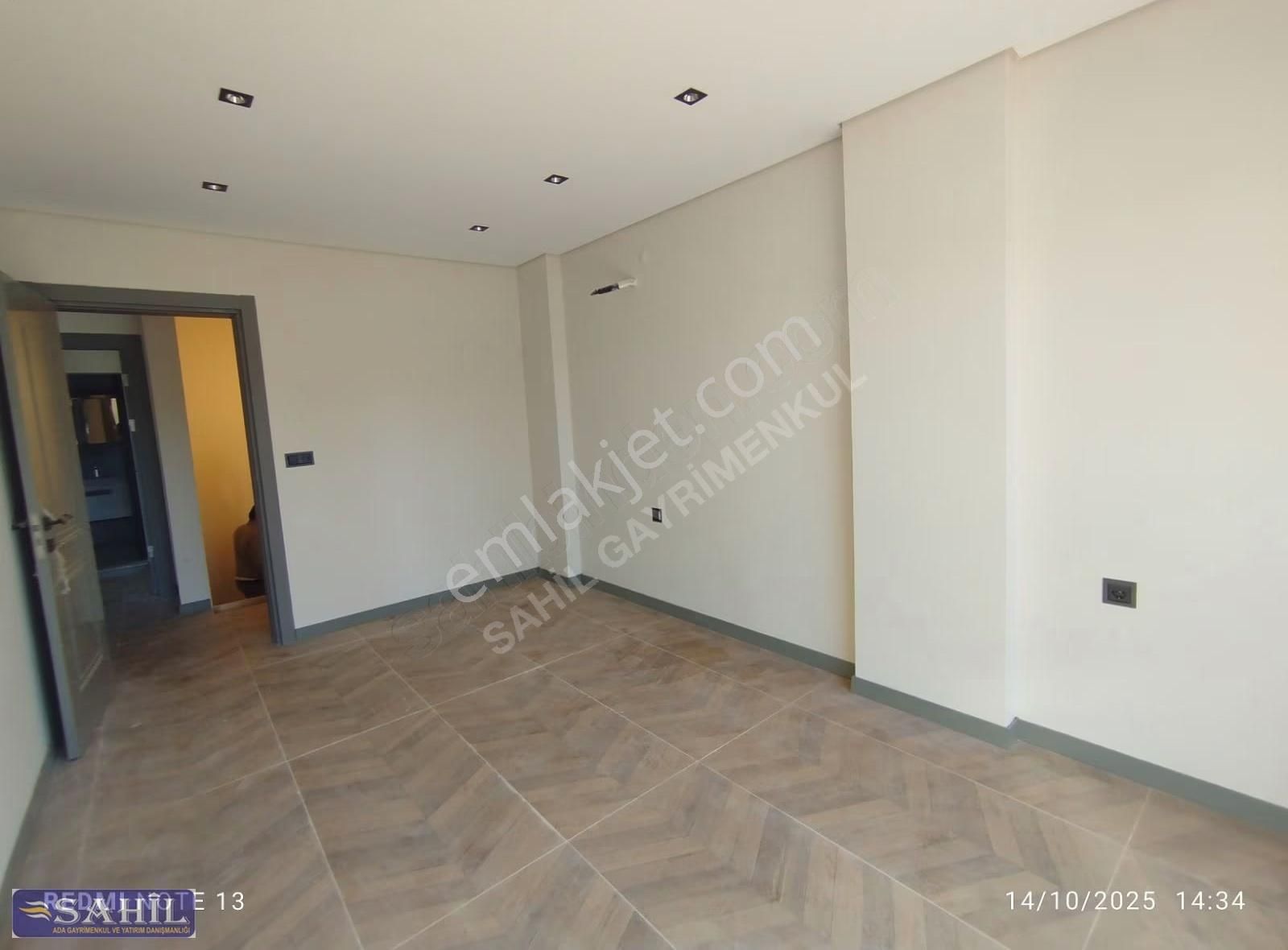 Davutlar Özel Havuzlu 4+1, Geniş Bahçe & Özel Otopark - Görsel 3