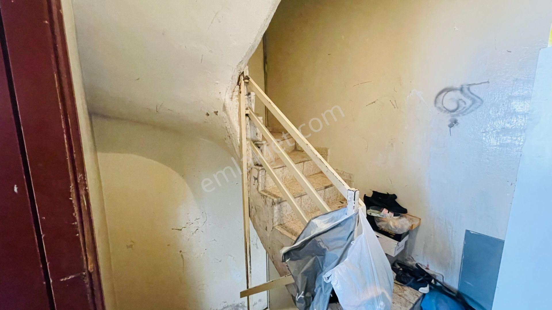 Hoşgör'de Yatırımlık Komple Satılık Bina - Görsel 14