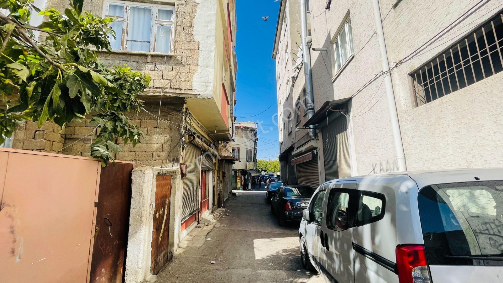 Hoşgör'de Yatırımlık Komple Satılık Bina - Görsel 25