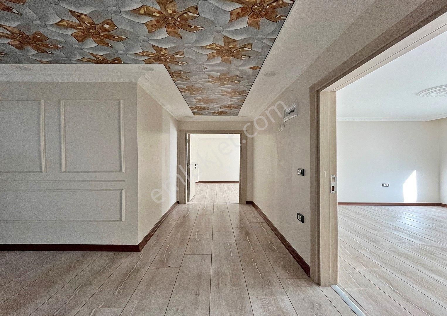 Merkezi Konum Sıfır İçi Dekorlu Metrobüs Yakın 3+1 Satılık Daire - Görsel 31