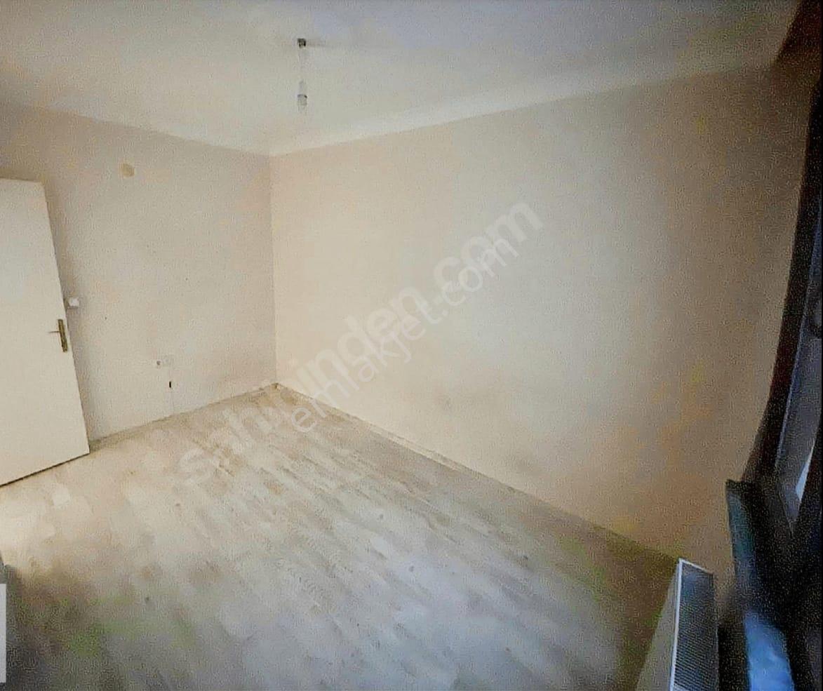 Edremit/cumhuriyet Mah.1+1/d.gaz/asör/2.kat55 M.kare/ön Cephe - Görsel 12