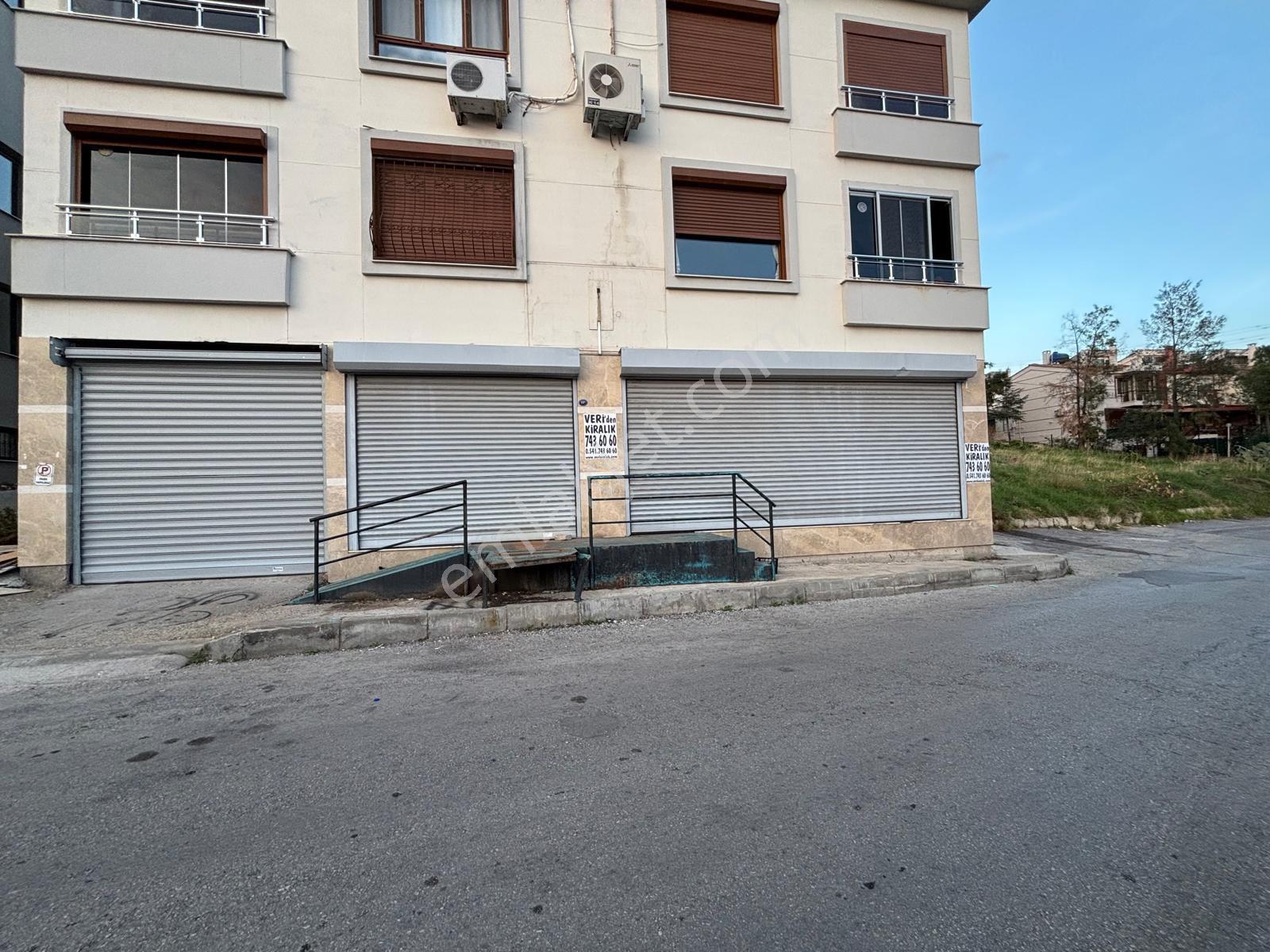 Bornova Ergene Mahallesinde Geniş Cepheli 400 M2 Kiralık Dükkan - Görsel 5