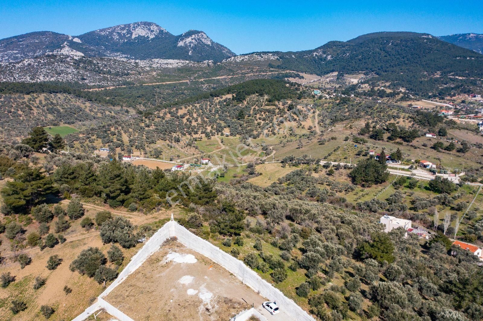 İzmir Buca 29 Ekim Mah. Kaynaklar Merkeze Yakın 9.073 M² Satılık Zeytinli Tarla - Görsel 28