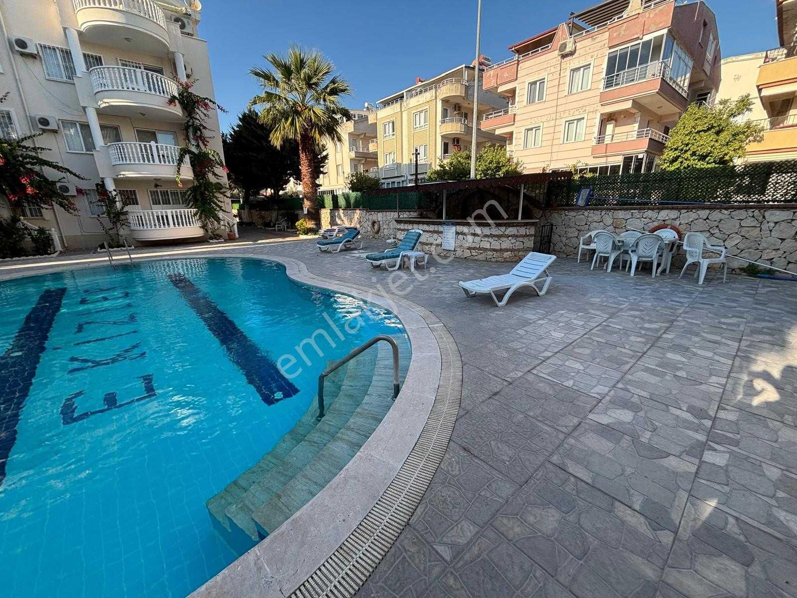 Didim Efeler Mahallesi Ekiz Sitesi'nde Satılık Full Eşyalı 2+1 Daire - Görsel 3