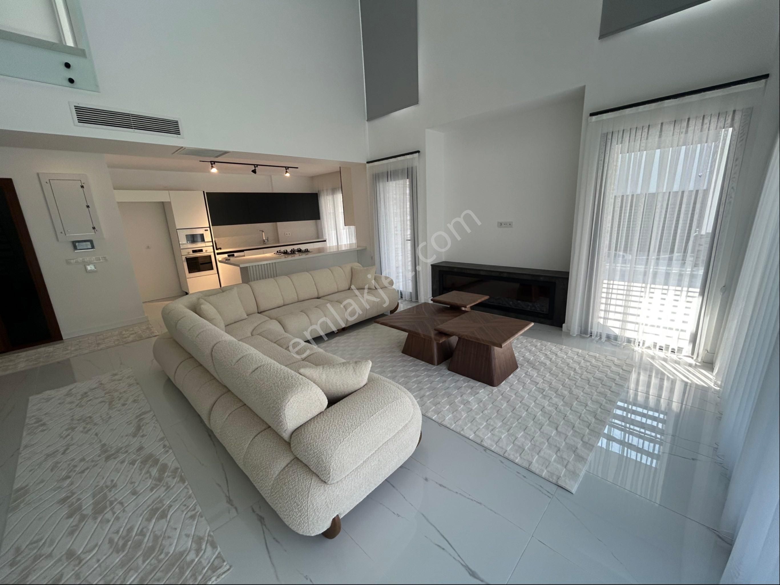 Kuşadası Avm Bölgesinde Müstalik Özel Havuzlu 5+1 Lüks Villa - Görsel 33