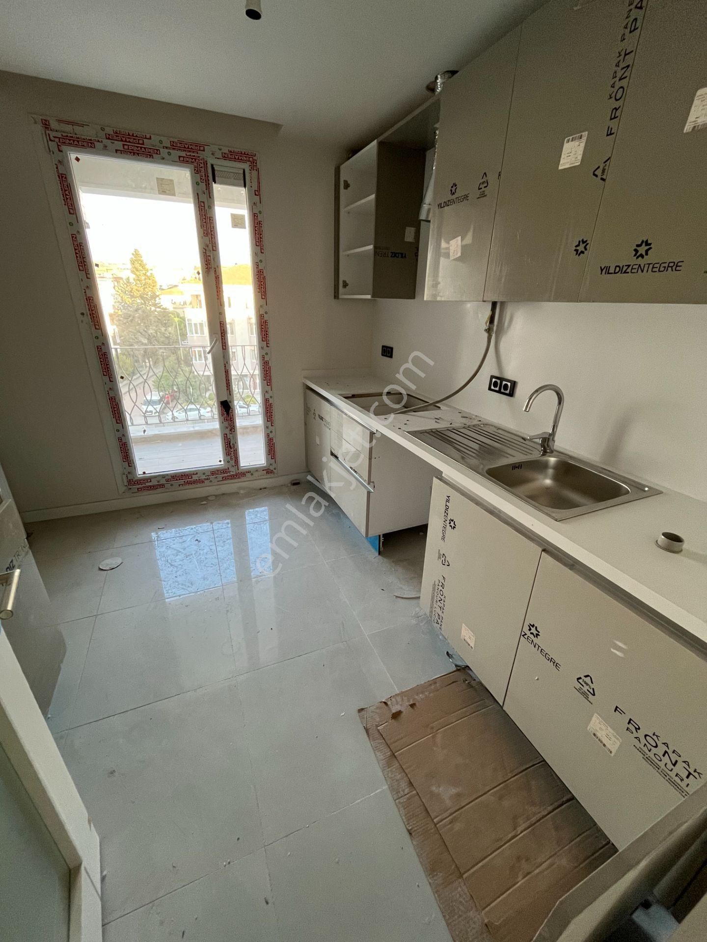 Büyükçekmece Fatih Mah Ultra Lüx Merkezi Sitede 2+1 Satılık Daire - Görsel 2