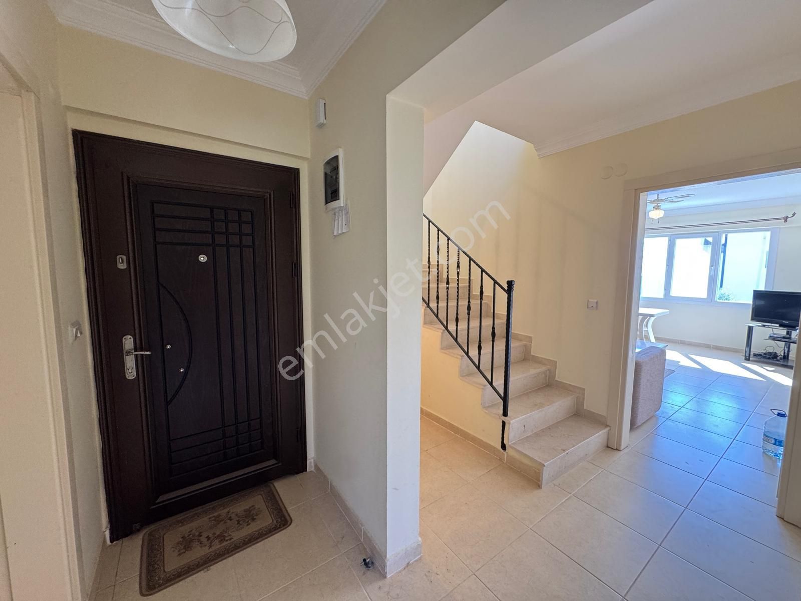 Remax Cool 2' Den Denize 300 Mt. Mesafeli Muhteşem Dublex Daire - Görsel 2