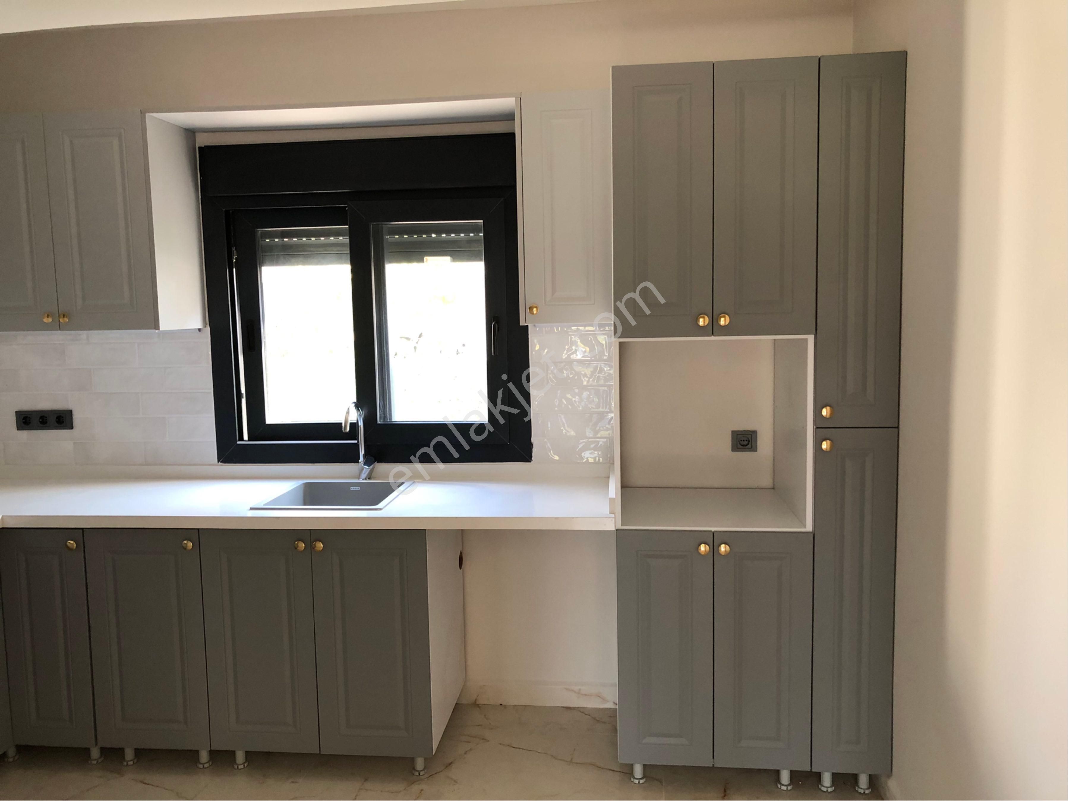 Denize 300mt.dikili 4+1(120mt2)önü Yeşil Alan Villa - Görsel 27