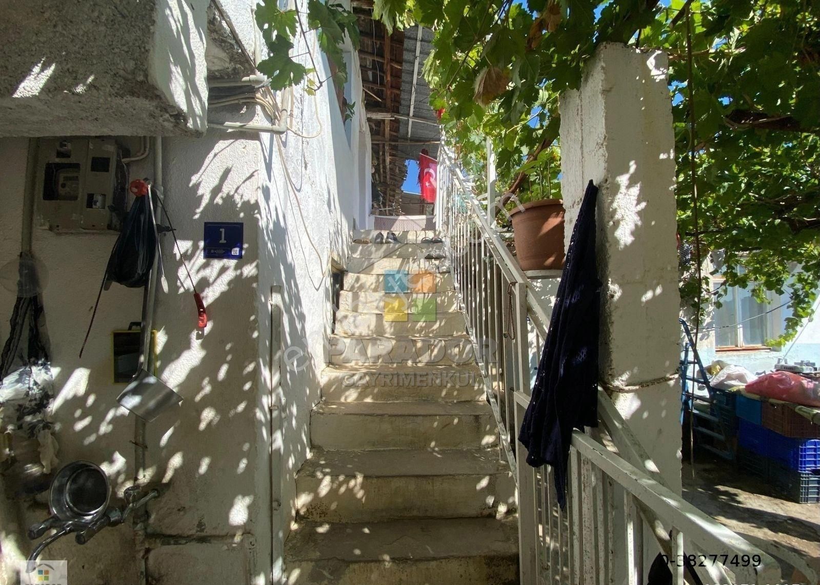 Sultanhisar Kılavuzlar Mahallesinde Satılık 1292 M² Arsa Ve Müstakil Ev - Görsel 9