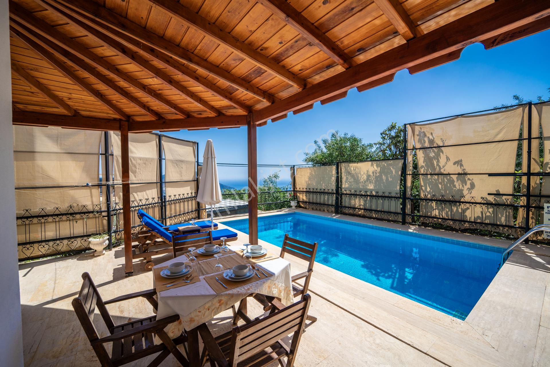 🏡 Kalkan Merkezde Deniz Manzaralı 6 Kişilik Havuzlu Villa Satılık - Görsel 15