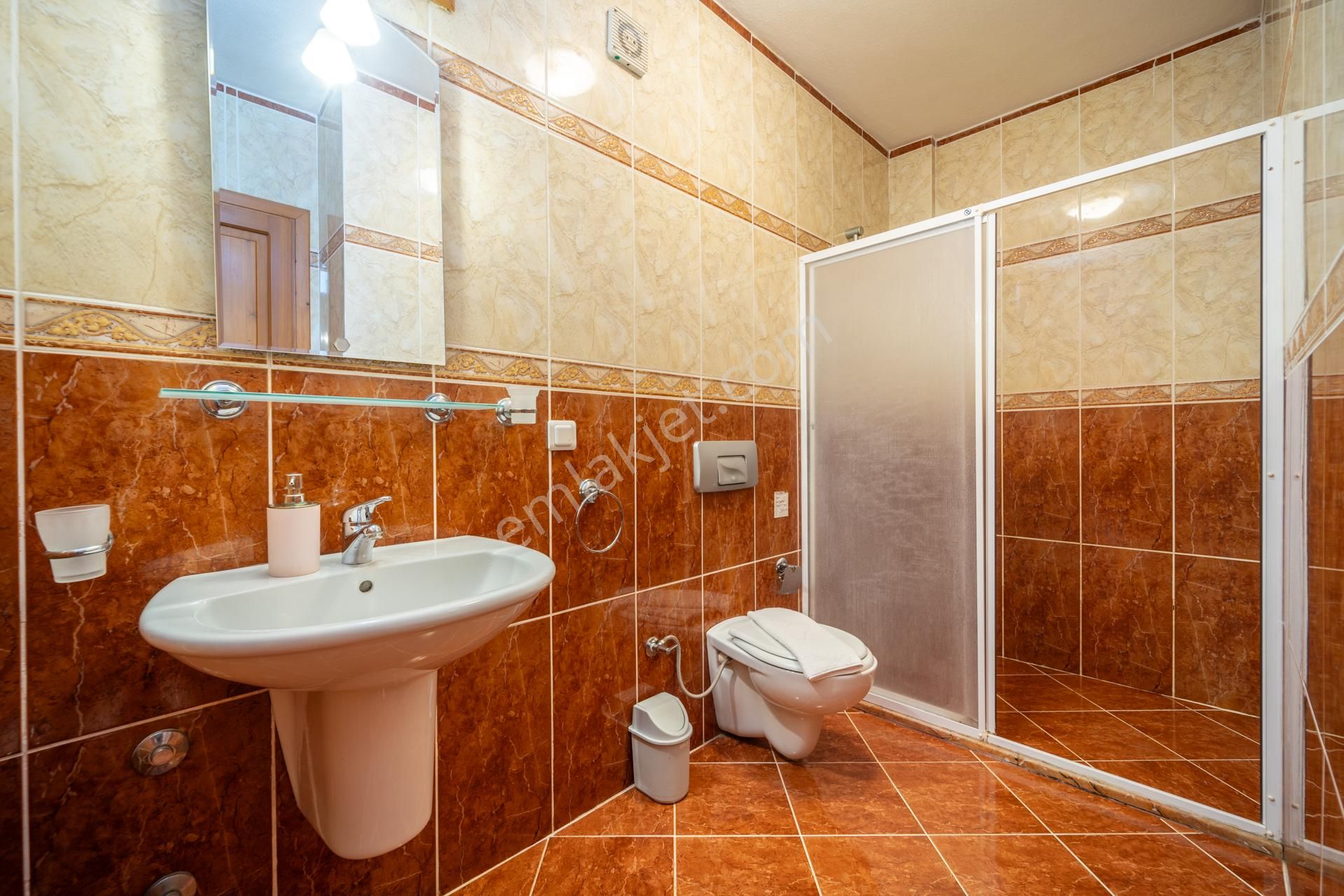 🏡 Kalkan Merkezde Deniz Manzaralı 6 Kişilik Havuzlu Villa Satılık - Görsel 25