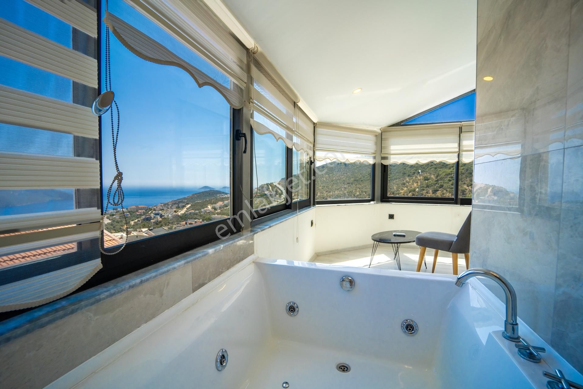 🏡 Kalkan Merkezde Deniz Manzaralı 6 Kişilik Havuzlu Villa Satılık - Görsel 32