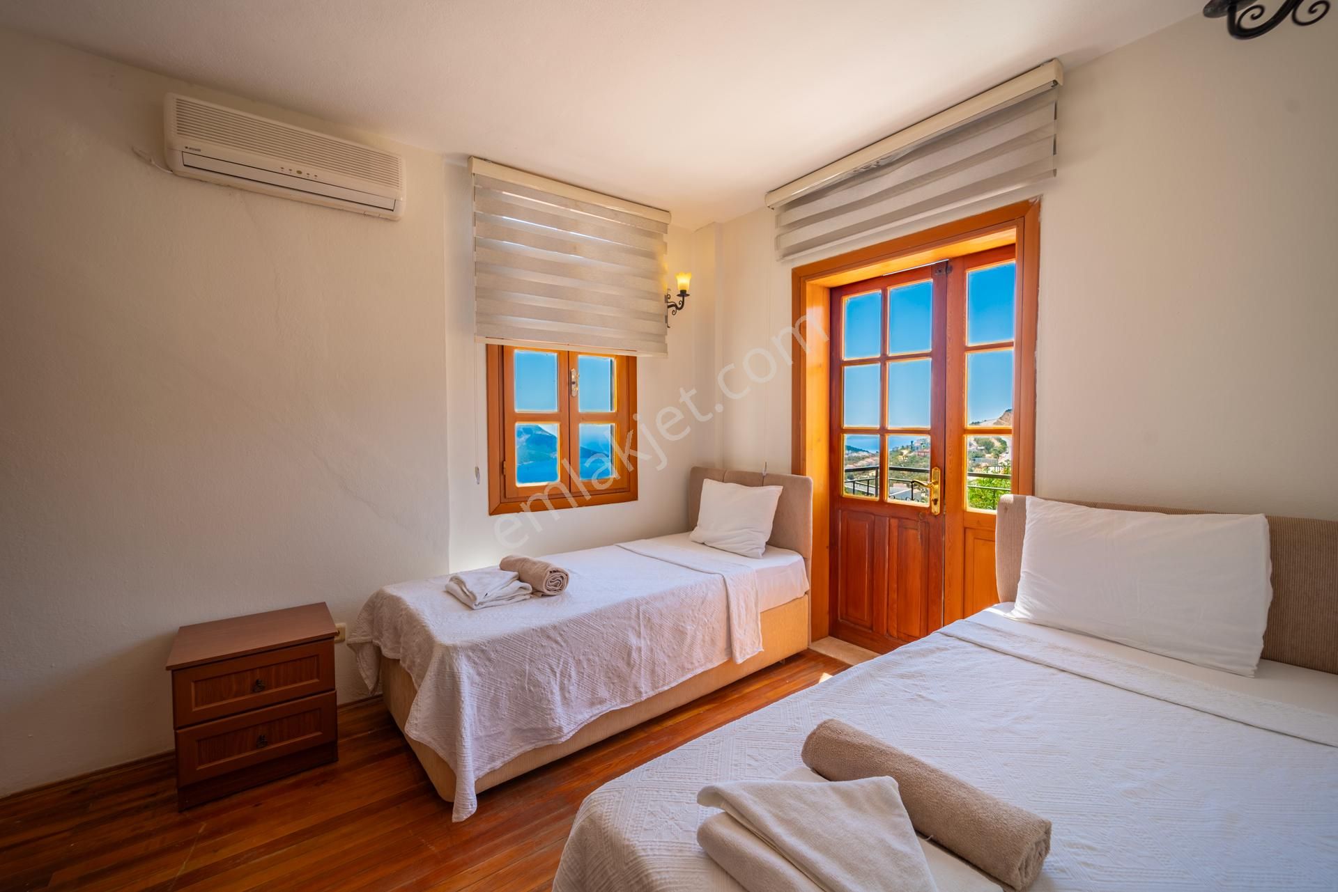 🏡 Kalkan Merkezde Deniz Manzaralı 6 Kişilik Havuzlu Villa Satılık - Görsel 28