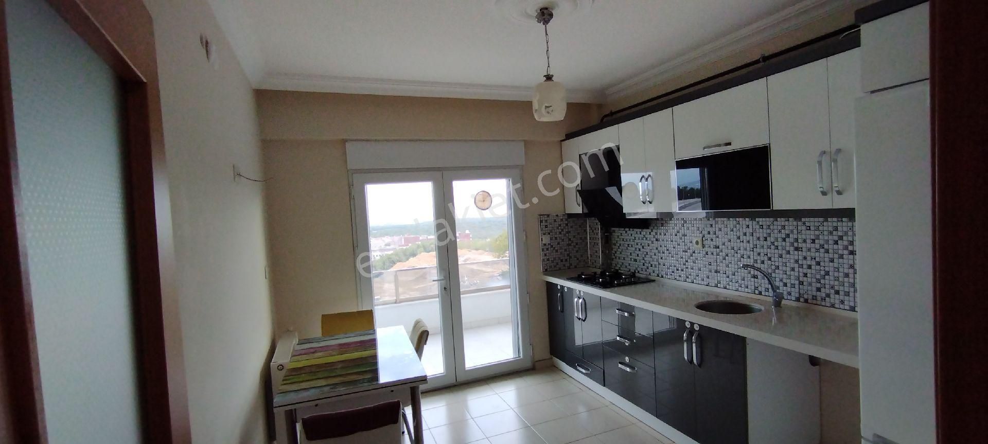 Sakarya Zümrüt Emlak'tan Korucuk Araştırma Hastanesi Yanı Eşyalı Kiralık 3+1 Daire - Görsel 9