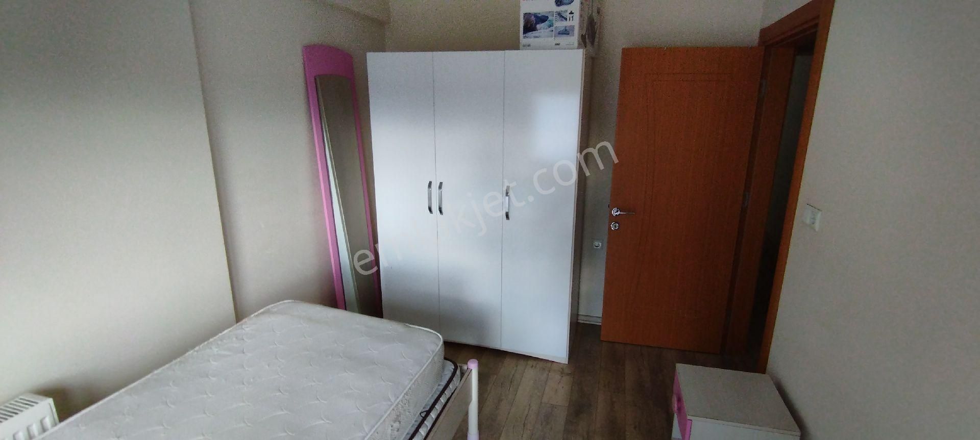 Sakarya Zümrüt Emlak'tan Korucuk Araştırma Hastanesi Yanı Eşyalı Kiralık 3+1 Daire - Görsel 28