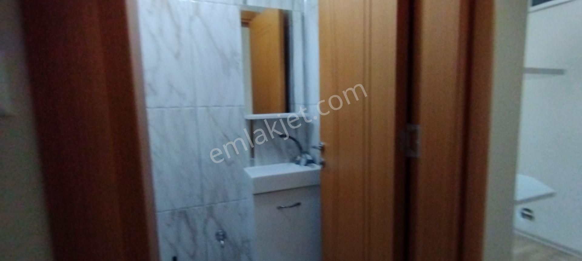 Sakarya Zümrüt Emlak'tan Korucuk Araştırma Hastanesi Yanı Eşyalı Kiralık 3+1 Daire - Görsel 25