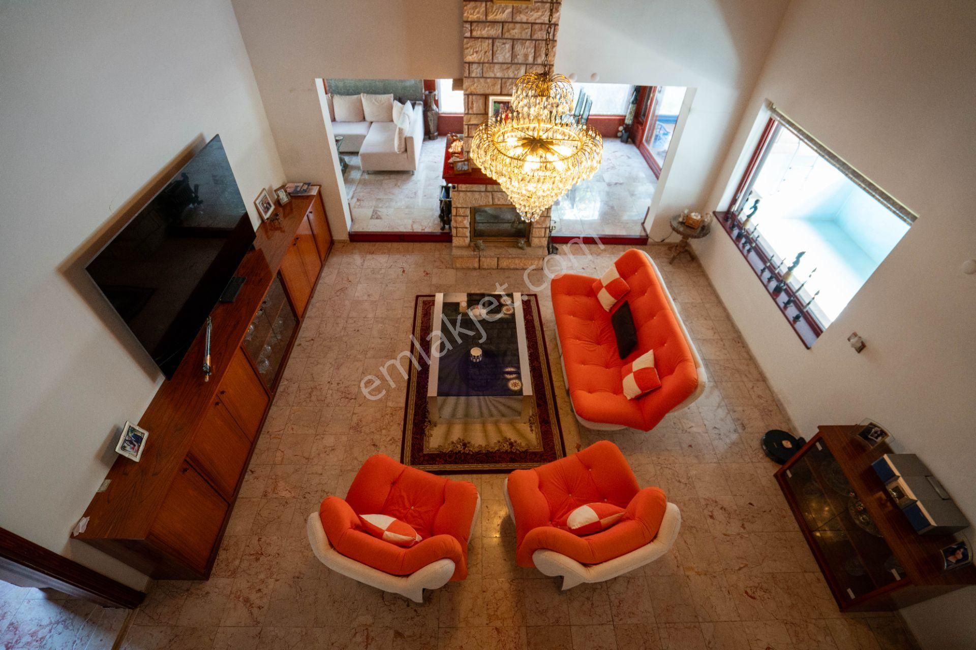 Datça Reşadiye'de 1.085m2 Arsa Paylı 7+2 Havuzlu Çiftlik Evi - Görsel 8